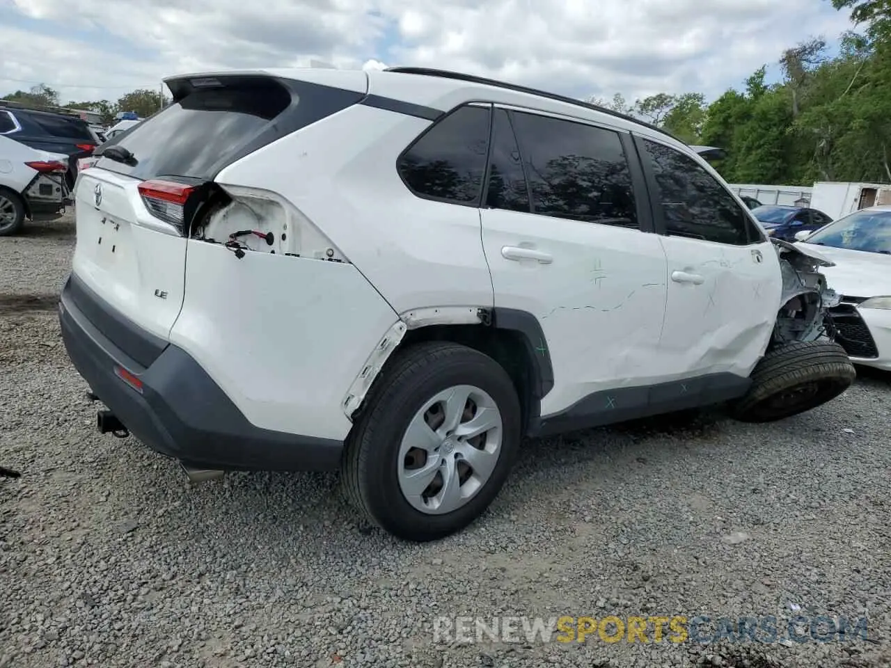 3 Photograph of a damaged car JTMH1RFV6KD011944 TOYOTA RAV4 2019