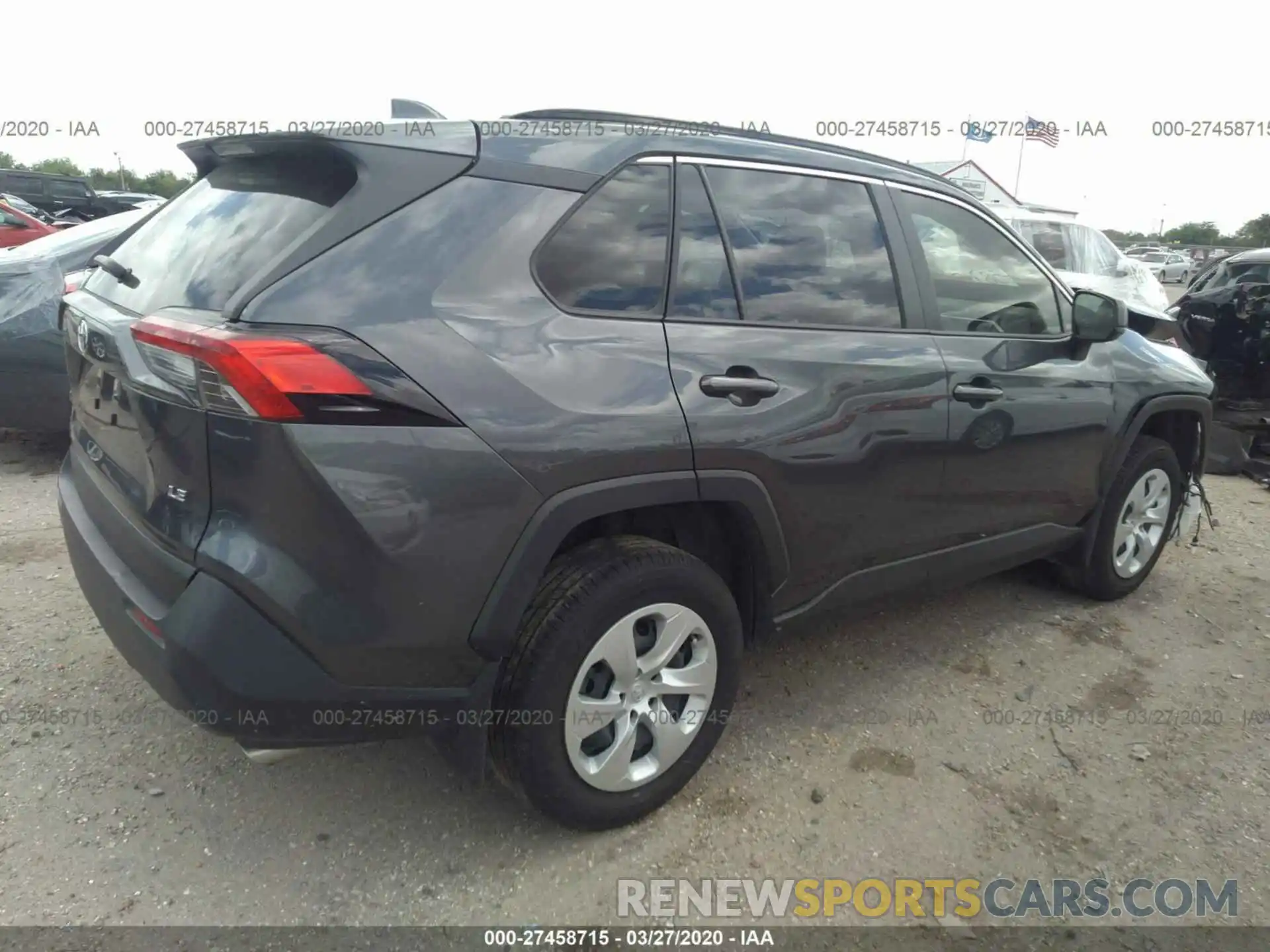 4 Photograph of a damaged car JTMH1RFV6KD025293 TOYOTA RAV4 2019