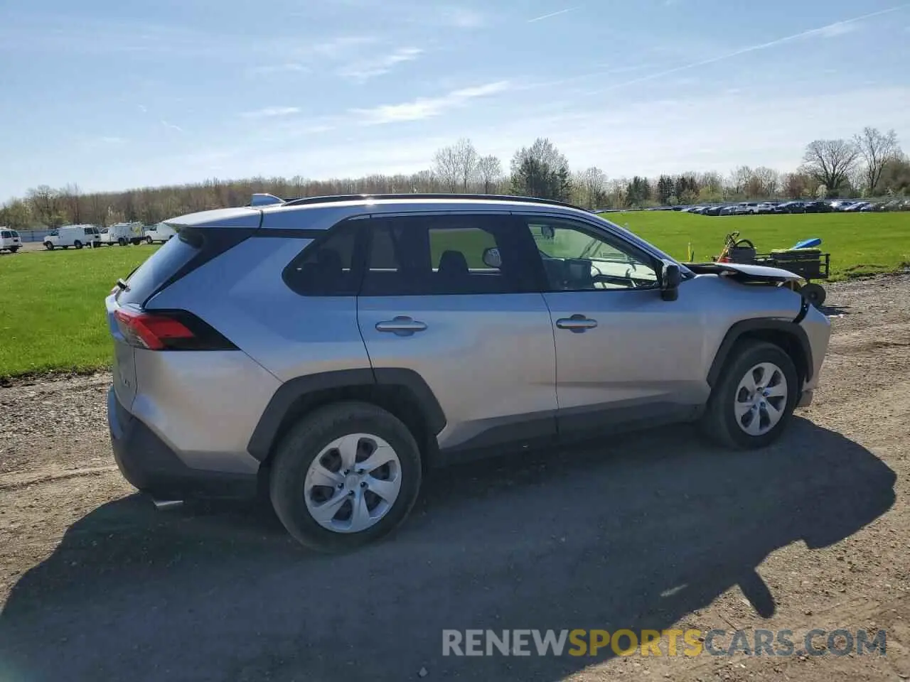 3 Photograph of a damaged car JTMH1RFV6KD033233 TOYOTA RAV4 2019