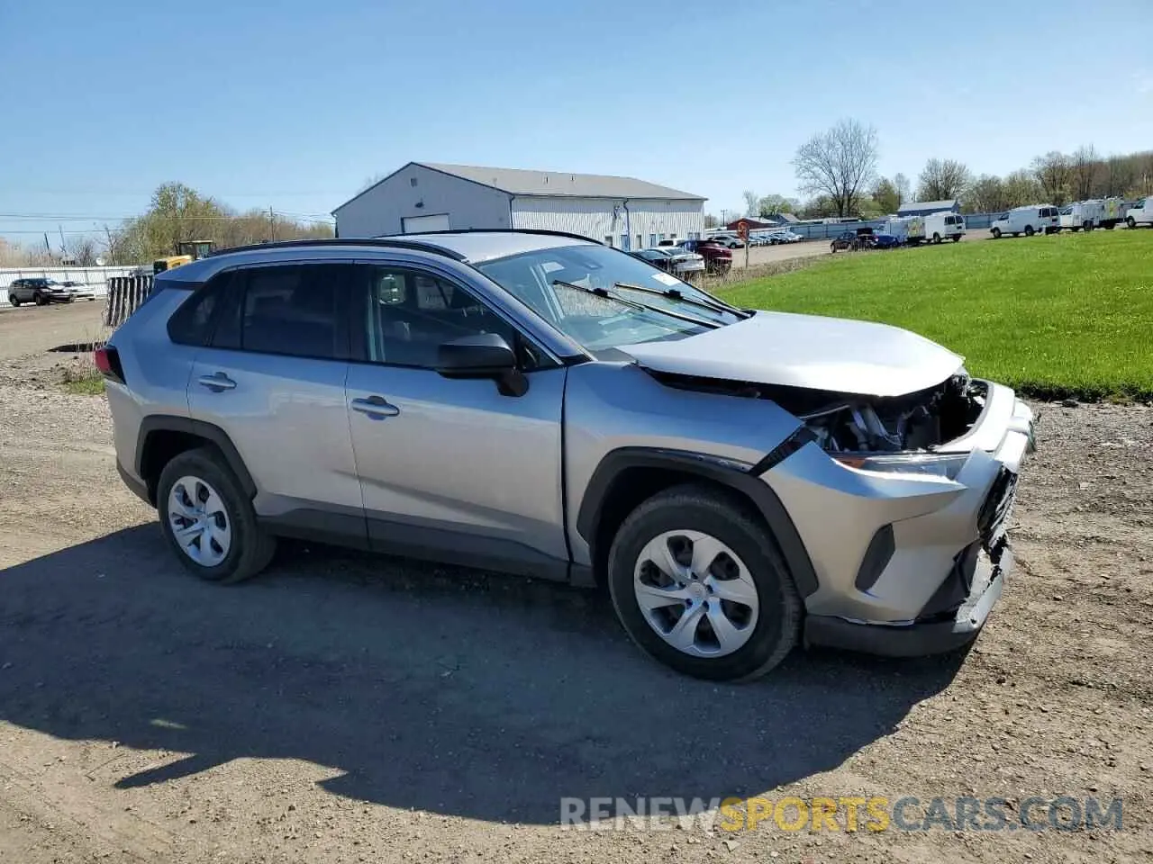 4 Photograph of a damaged car JTMH1RFV6KD033233 TOYOTA RAV4 2019