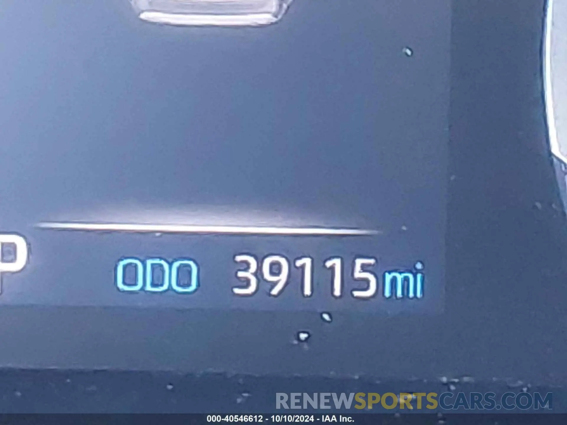 15 Photograph of a damaged car JTMH1RFV6KD517323 TOYOTA RAV4 2019