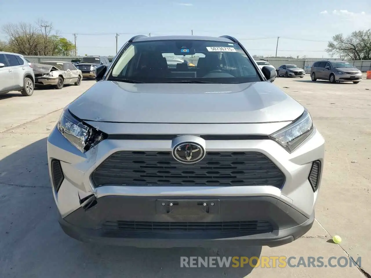 5 Photograph of a damaged car JTMH1RFV6KJ002758 TOYOTA RAV4 2019