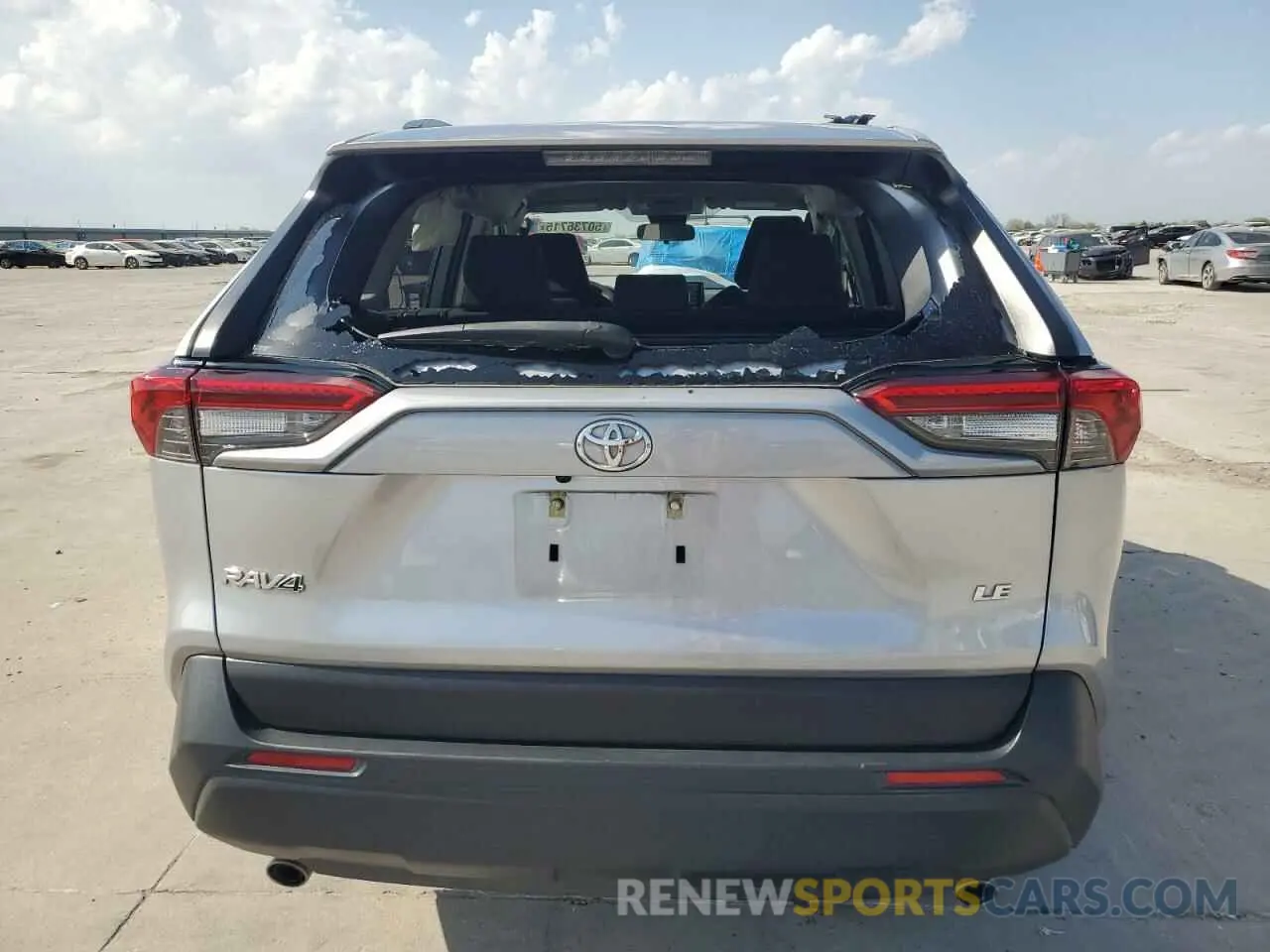 6 Photograph of a damaged car JTMH1RFV6KJ002758 TOYOTA RAV4 2019