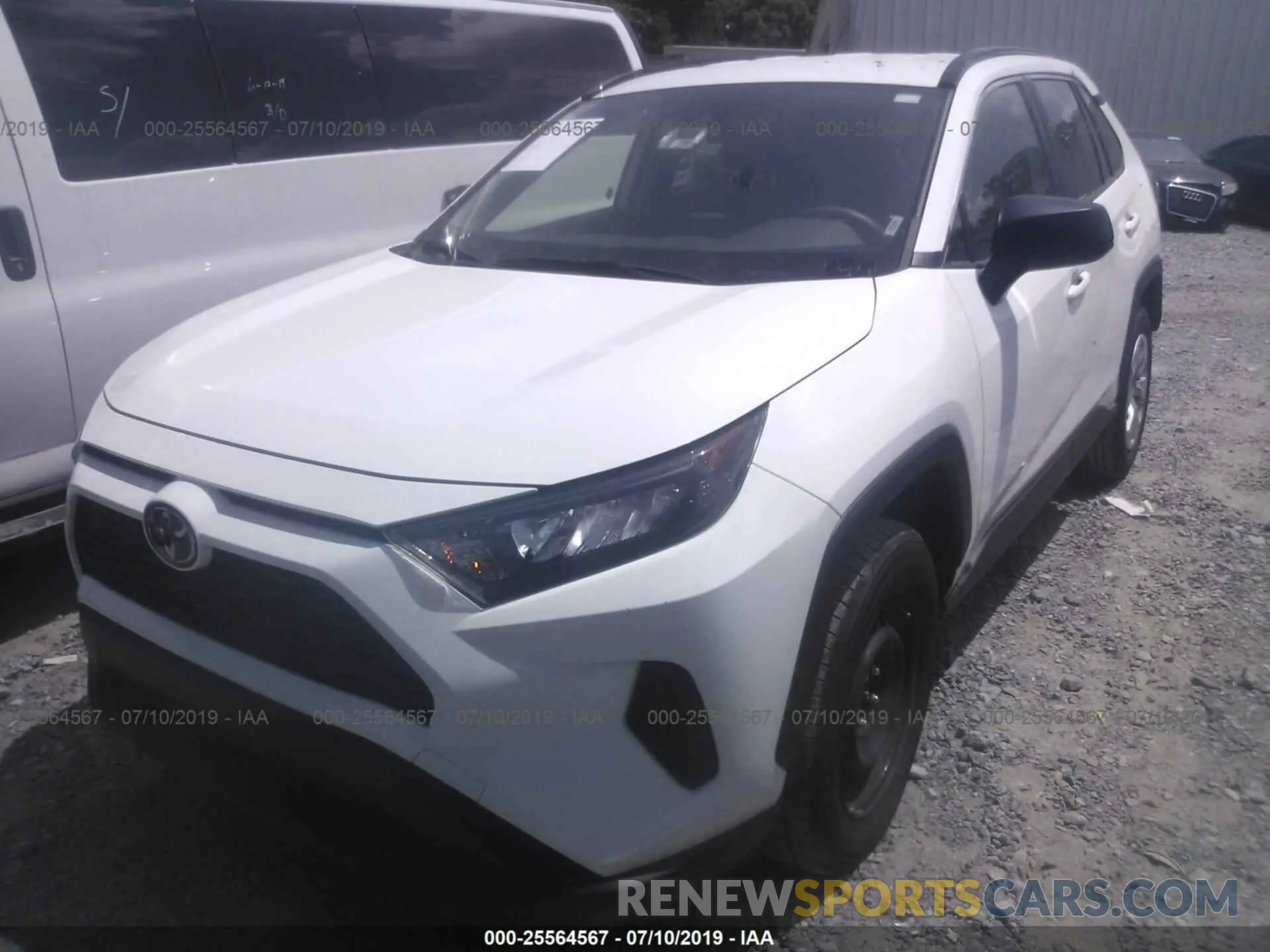 2 Photograph of a damaged car JTMH1RFV6KJ005398 TOYOTA RAV4 2019