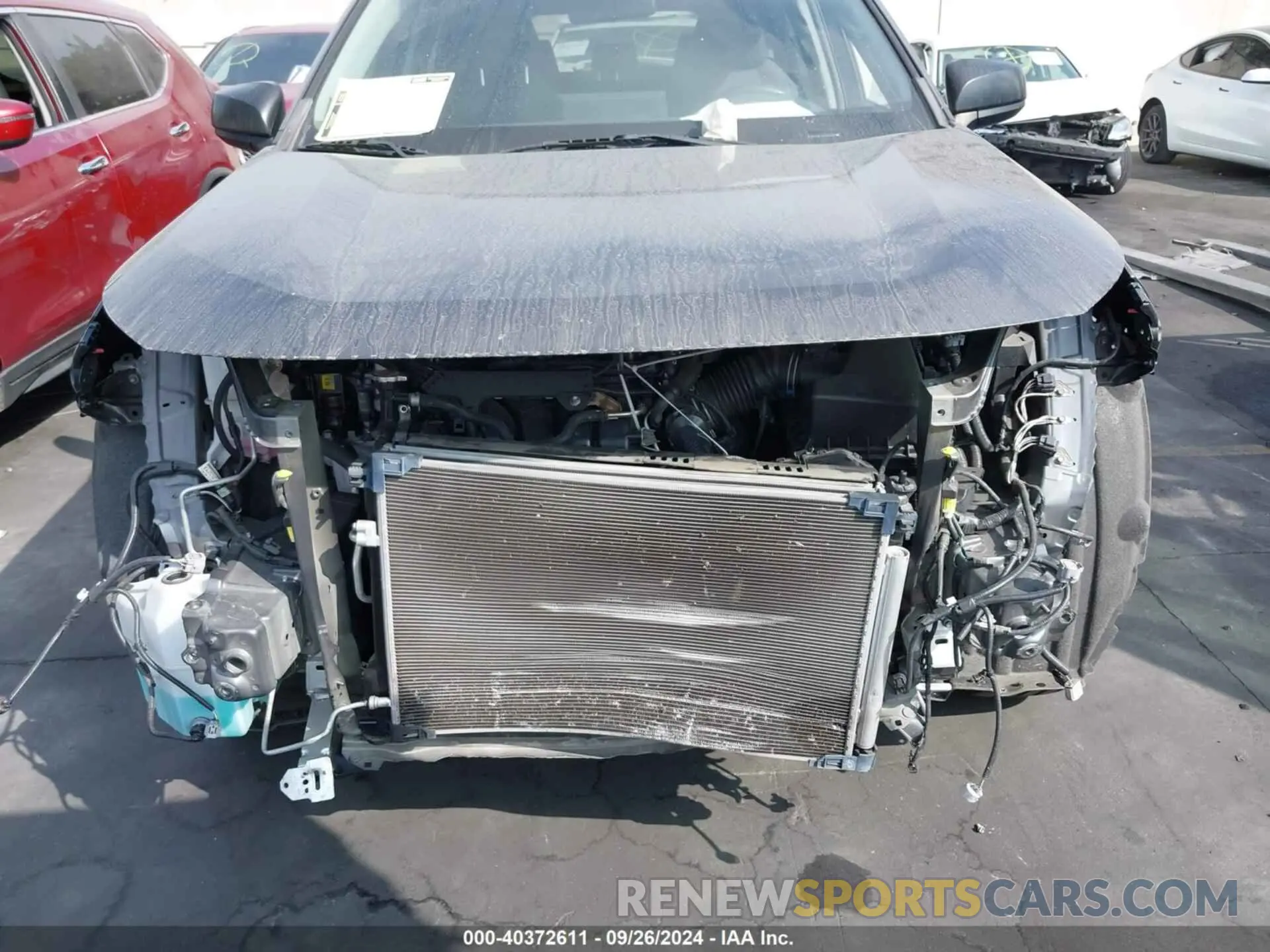 6 Photograph of a damaged car JTMH1RFV6KJ007653 TOYOTA RAV4 2019