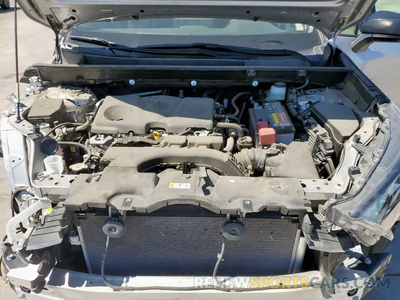 12 Photograph of a damaged car JTMH1RFV6KJ016756 TOYOTA RAV4 2019