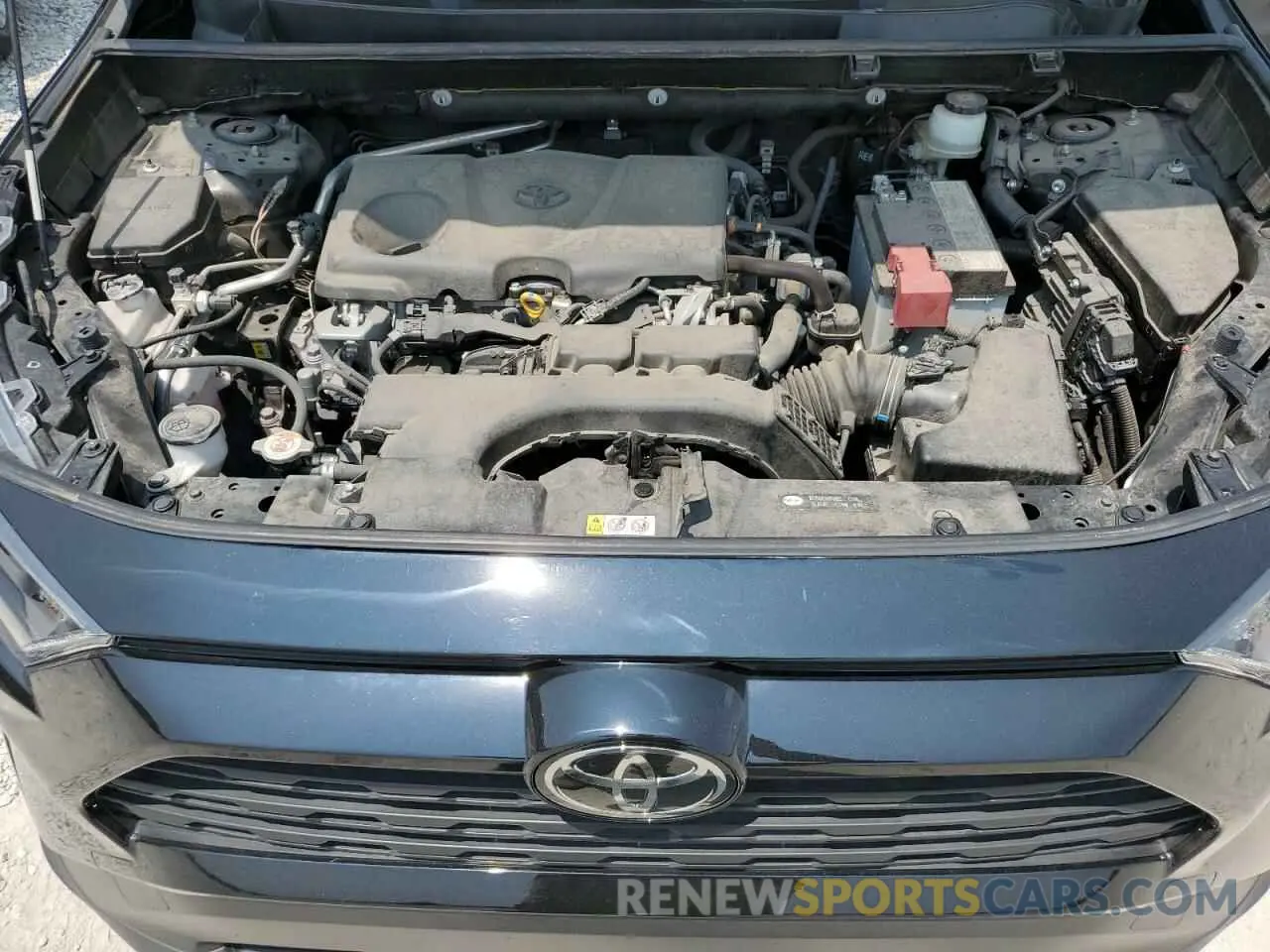 11 Photograph of a damaged car JTMH1RFV7KD036836 TOYOTA RAV4 2019