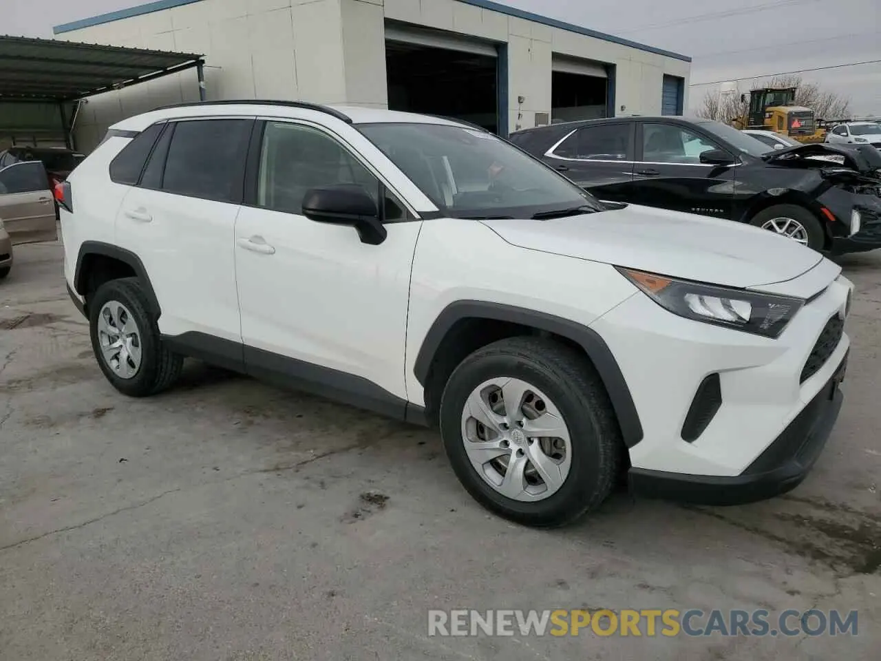 4 Photograph of a damaged car JTMH1RFV7KD508341 TOYOTA RAV4 2019
