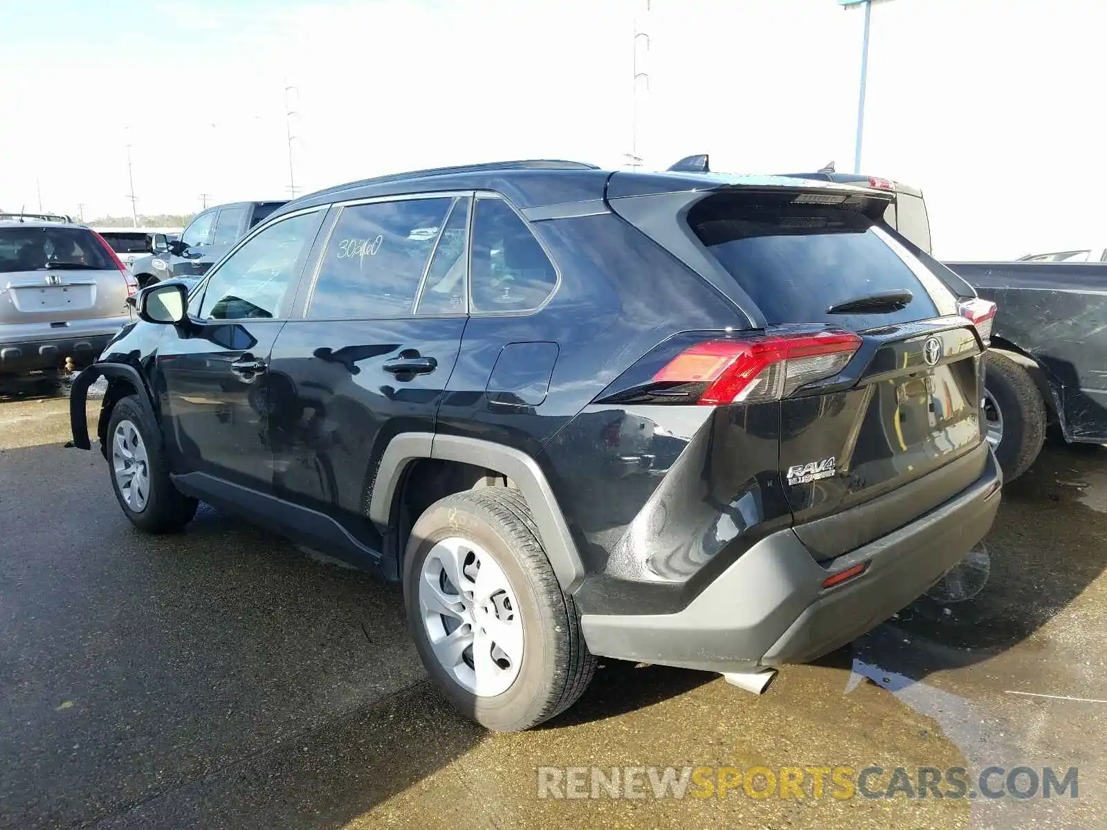 3 Photograph of a damaged car JTMH1RFV7KJ003059 TOYOTA RAV4 2019