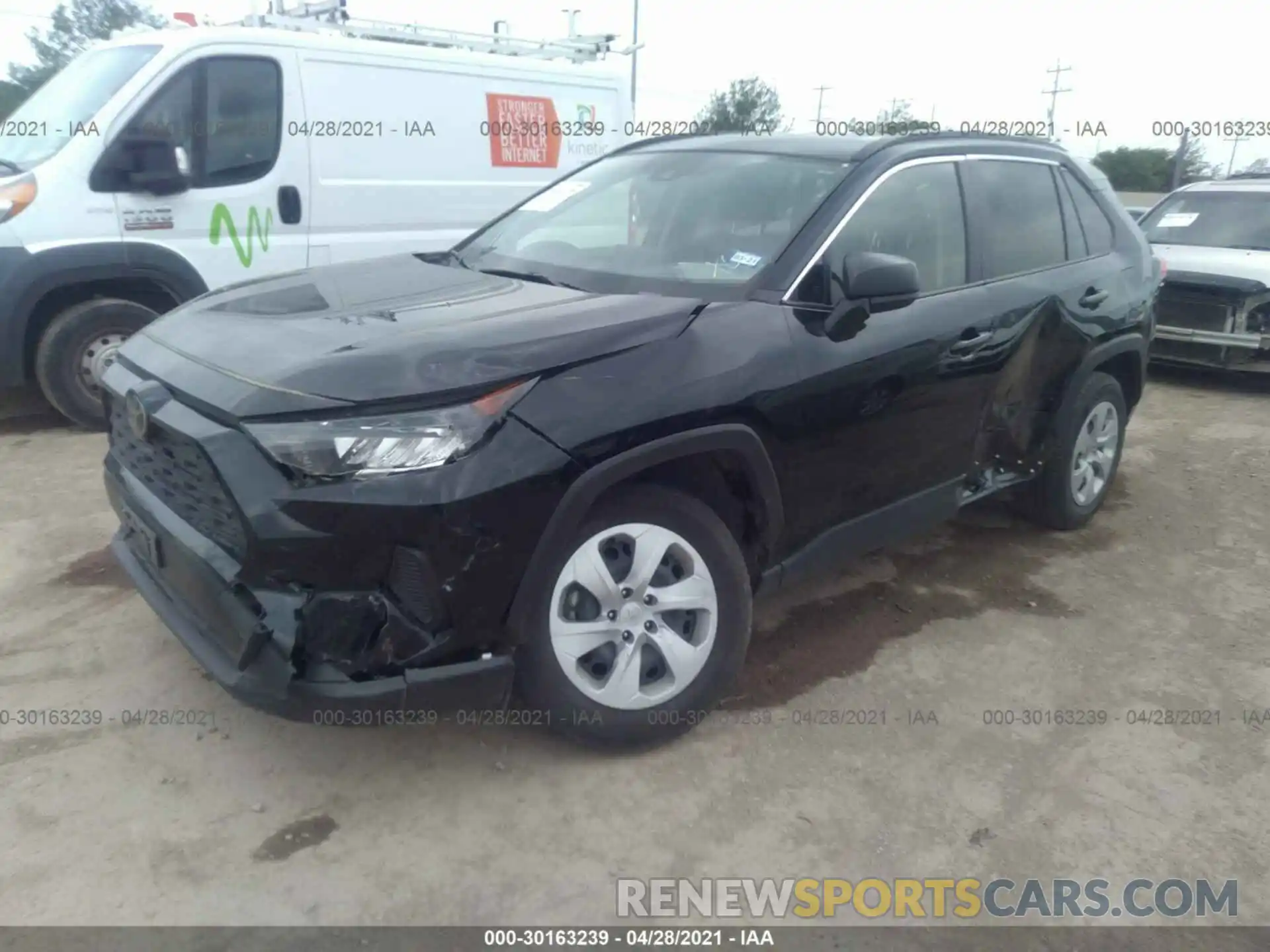 2 Photograph of a damaged car JTMH1RFV7KJ006124 TOYOTA RAV4 2019