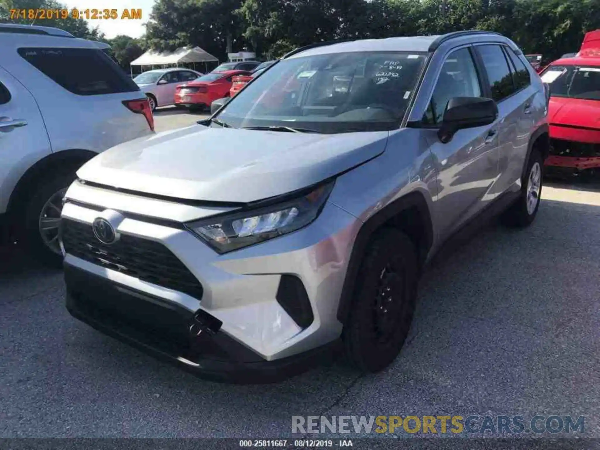 15 Photograph of a damaged car JTMH1RFV8KD012156 TOYOTA RAV4 2019