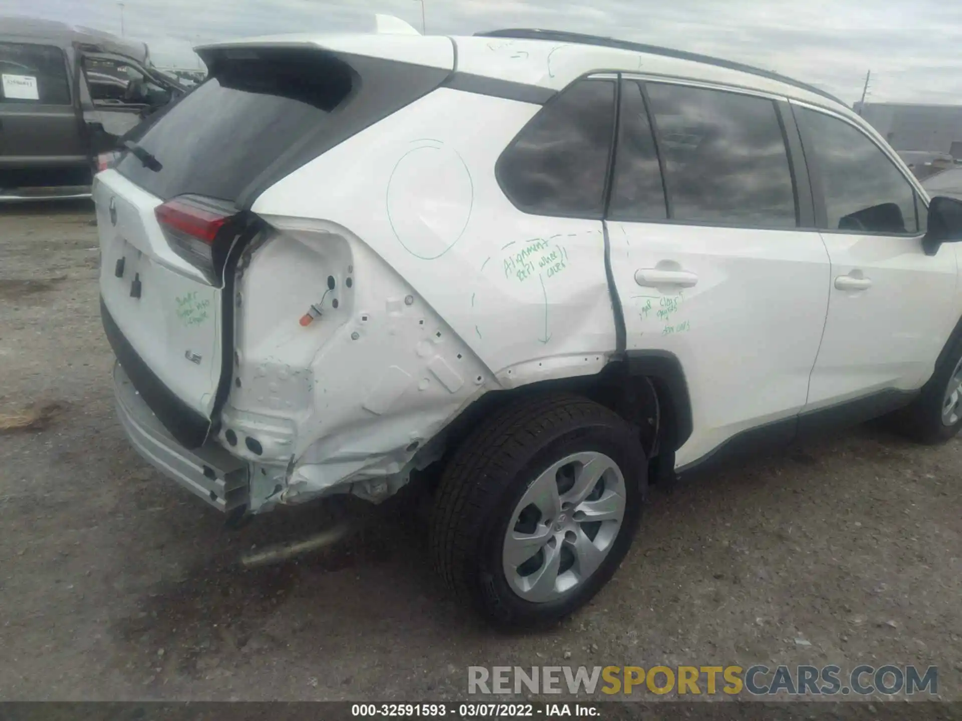 6 Photograph of a damaged car JTMH1RFV8KD506596 TOYOTA RAV4 2019