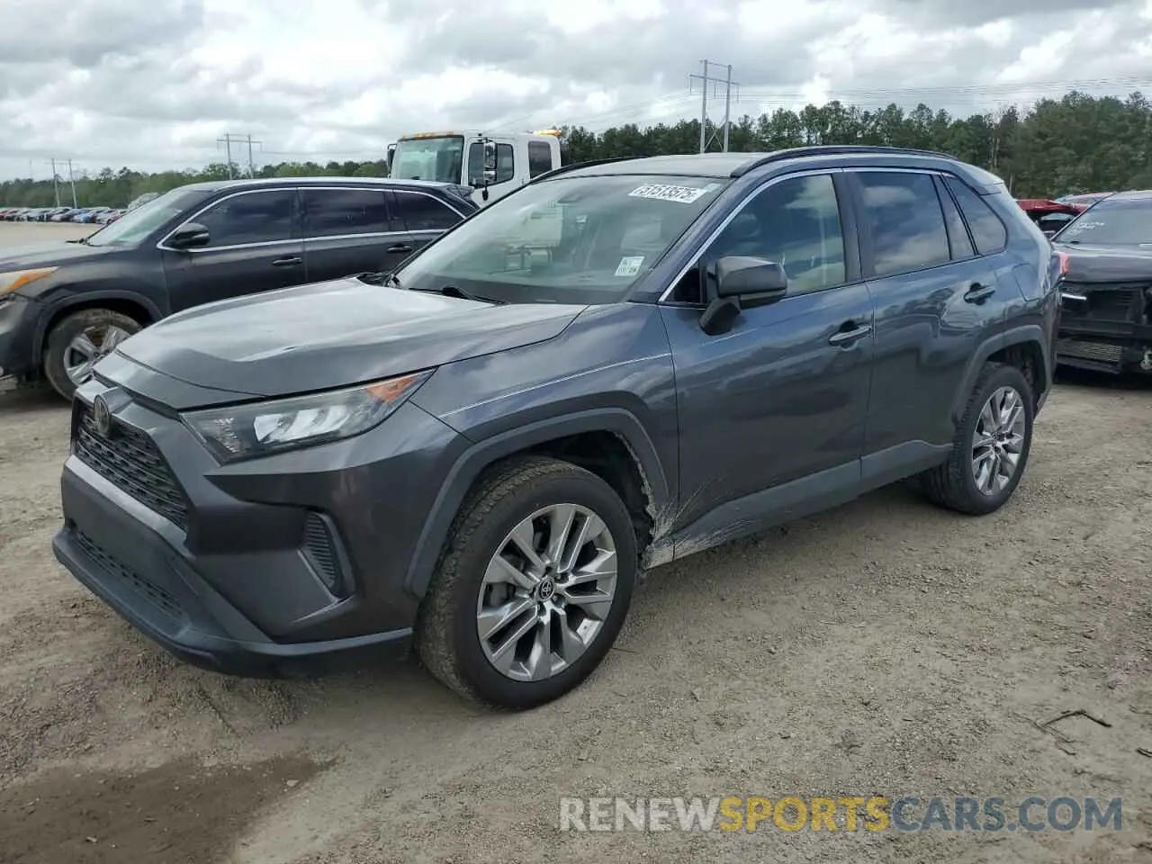 1 Photograph of a damaged car JTMH1RFV8KD507568 TOYOTA RAV4 2019