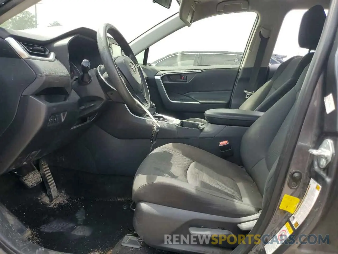 7 Photograph of a damaged car JTMH1RFV8KD507568 TOYOTA RAV4 2019