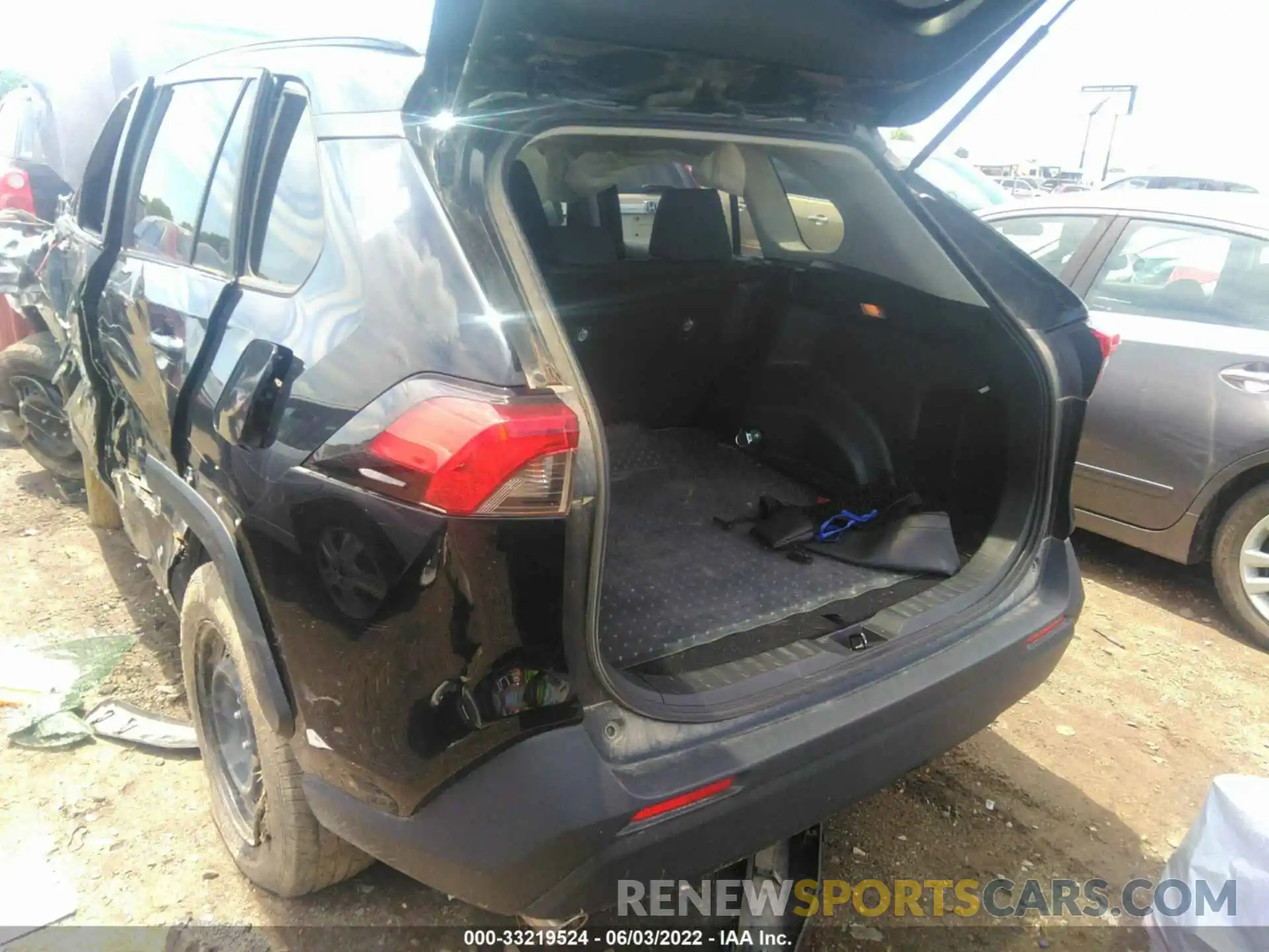 3 Photograph of a damaged car JTMH1RFV8KJ003166 TOYOTA RAV4 2019