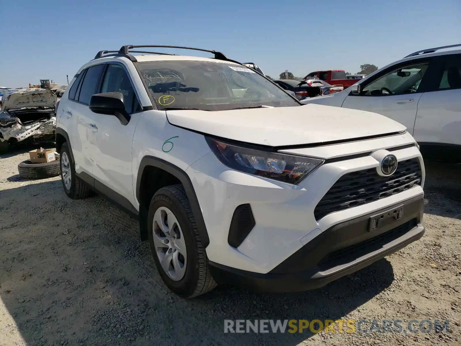 1 Photograph of a damaged car JTMH1RFV9KJ003399 TOYOTA RAV4 2019