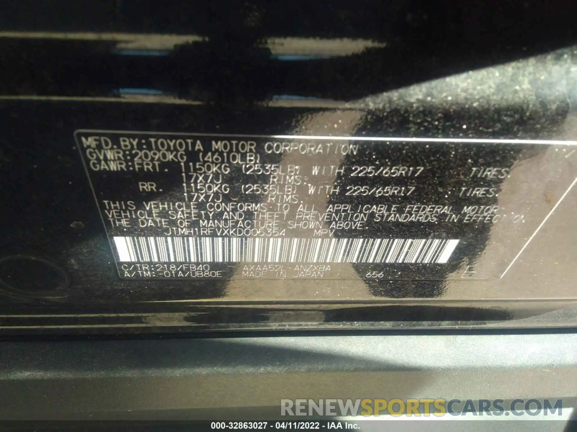 9 Photograph of a damaged car JTMH1RFVXKD005354 TOYOTA RAV4 2019