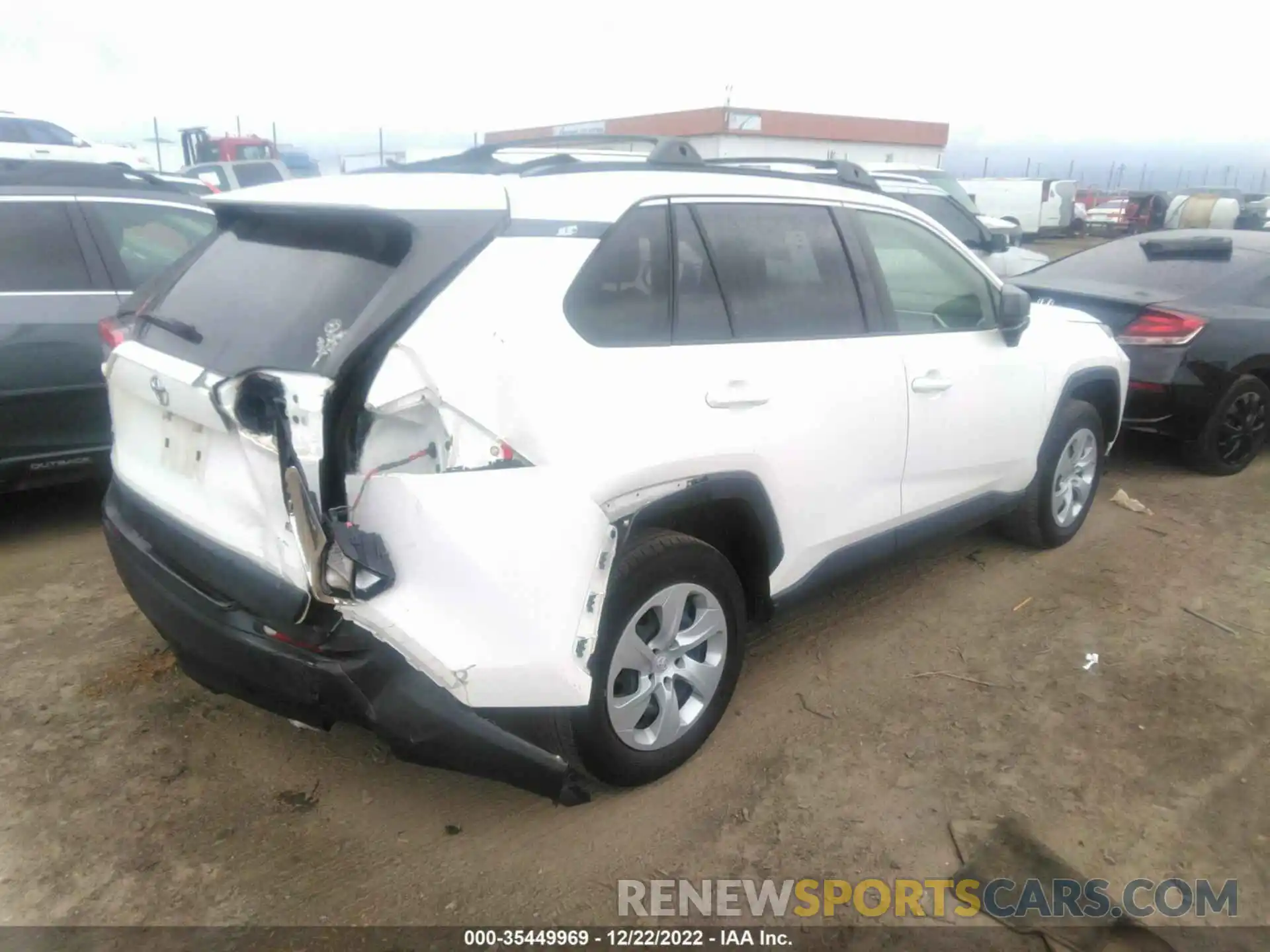 4 Photograph of a damaged car JTMH1RFVXKD020713 TOYOTA RAV4 2019