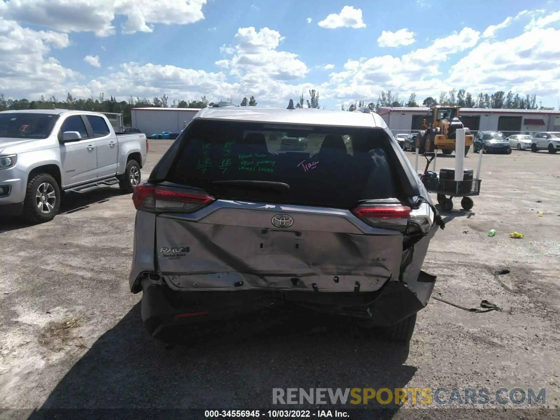 6 Photograph of a damaged car JTMH1RFVXKD041805 TOYOTA RAV4 2019