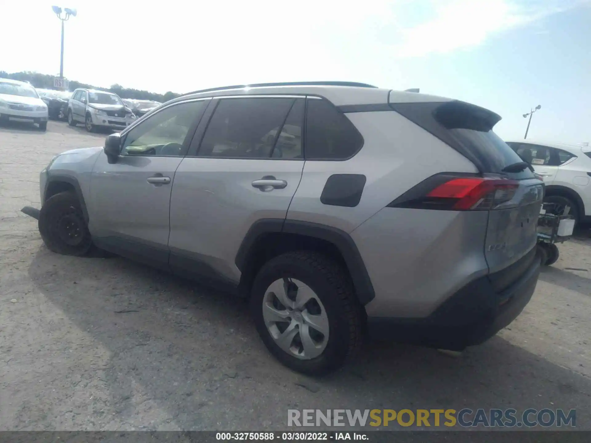 3 Photograph of a damaged car JTMH1RFVXKD509287 TOYOTA RAV4 2019