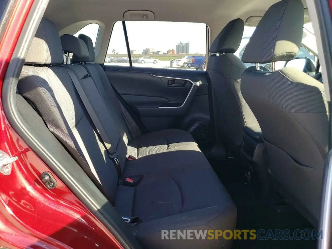 11 Photograph of a damaged car JTMH1RFVXKD511055 TOYOTA RAV4 2019
