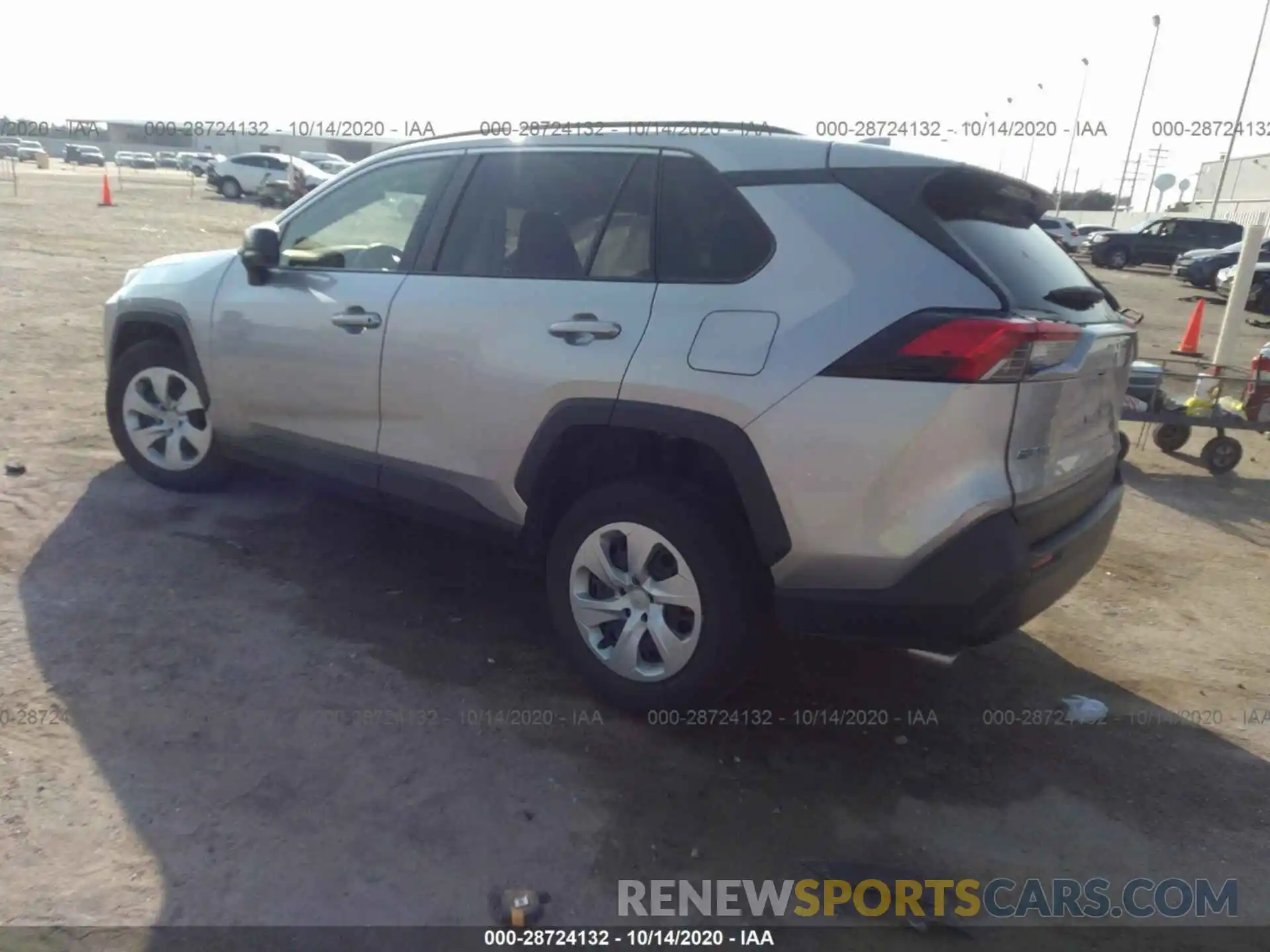 3 Photograph of a damaged car JTMH1RFVXKJ003346 TOYOTA RAV4 2019