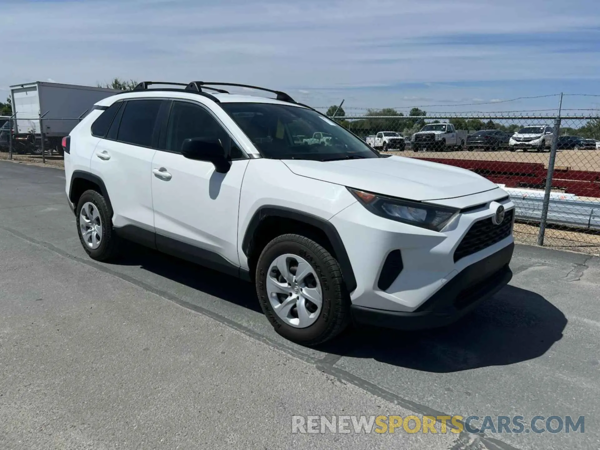 3 Photograph of a damaged car JTMH1RFVXKJ005467 TOYOTA RAV4 2019