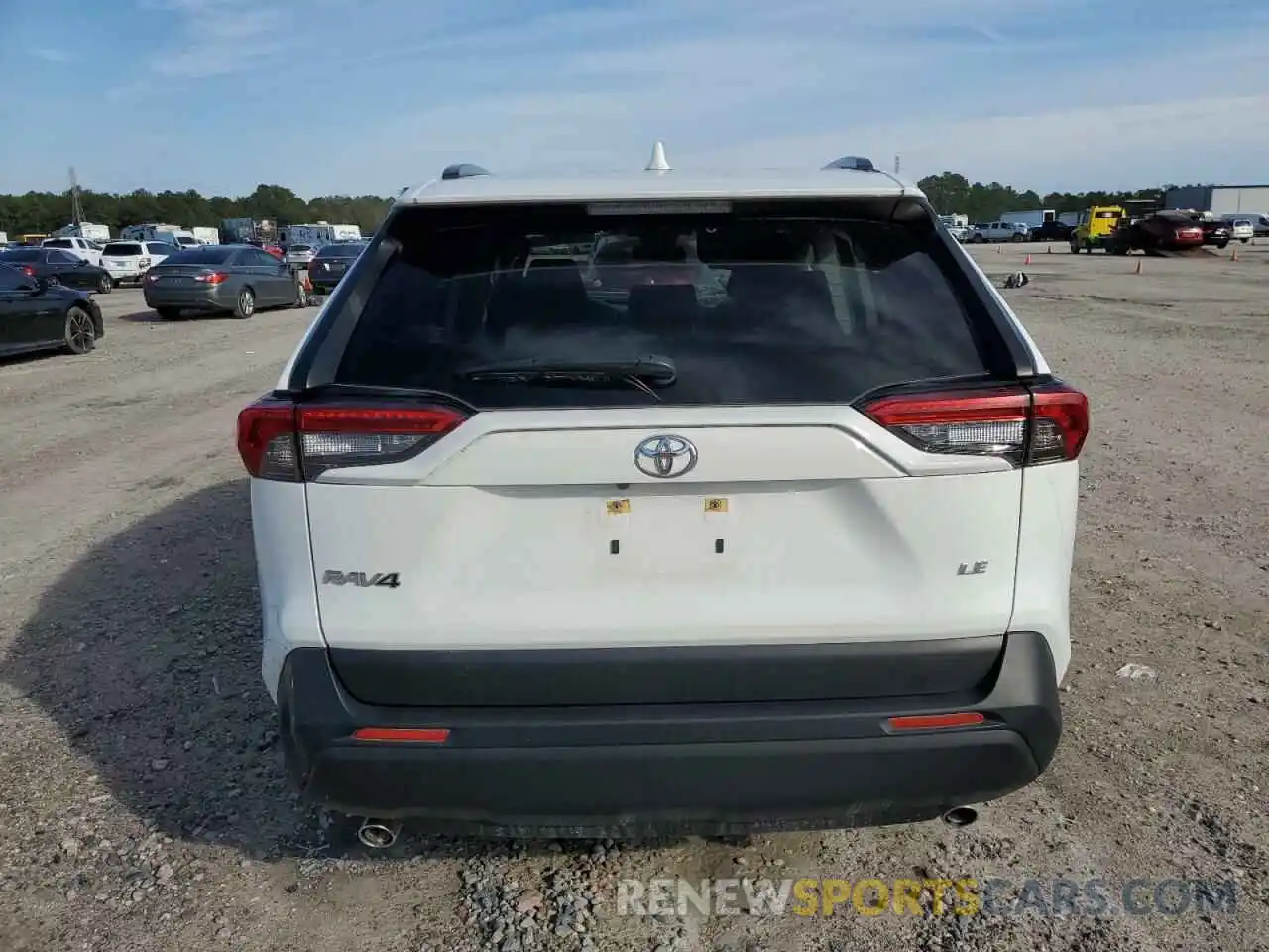 6 Photograph of a damaged car JTMH1RFVXKJ009521 TOYOTA RAV4 2019