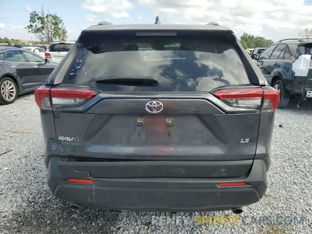 6 Photograph of a damaged car JTMK1RFV0KD038028 TOYOTA RAV4 2019