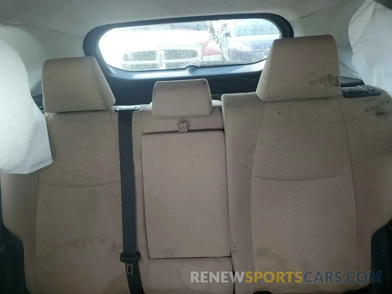 10 Photograph of a damaged car JTMK1RFV0KJ010120 TOYOTA RAV4 2019