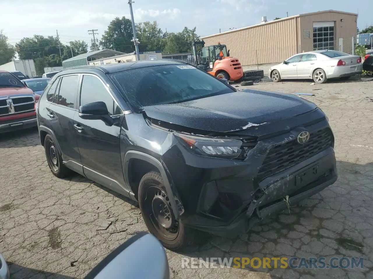 4 Photograph of a damaged car JTMK1RFV0KJ010120 TOYOTA RAV4 2019