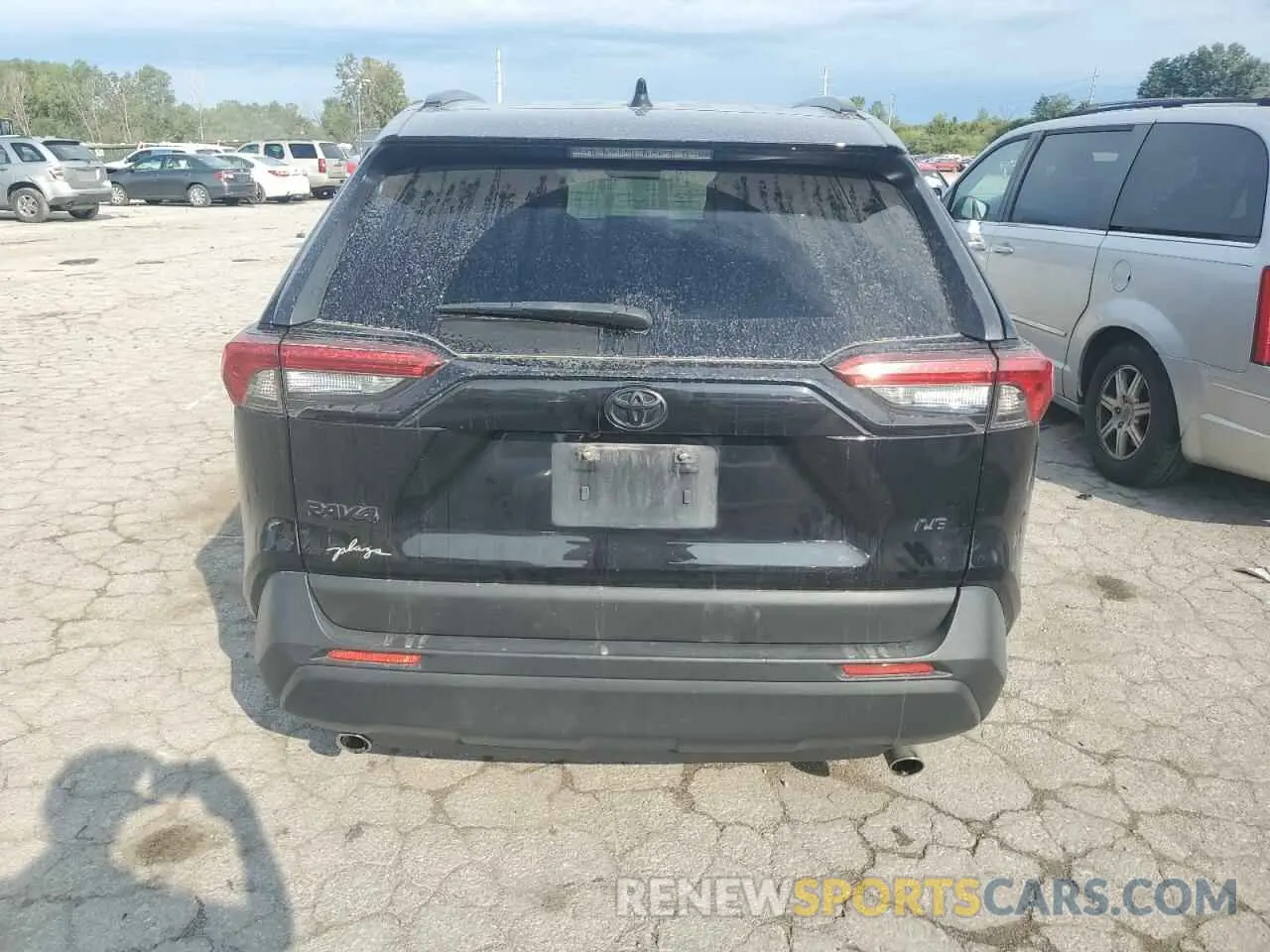 6 Photograph of a damaged car JTMK1RFV0KJ010120 TOYOTA RAV4 2019