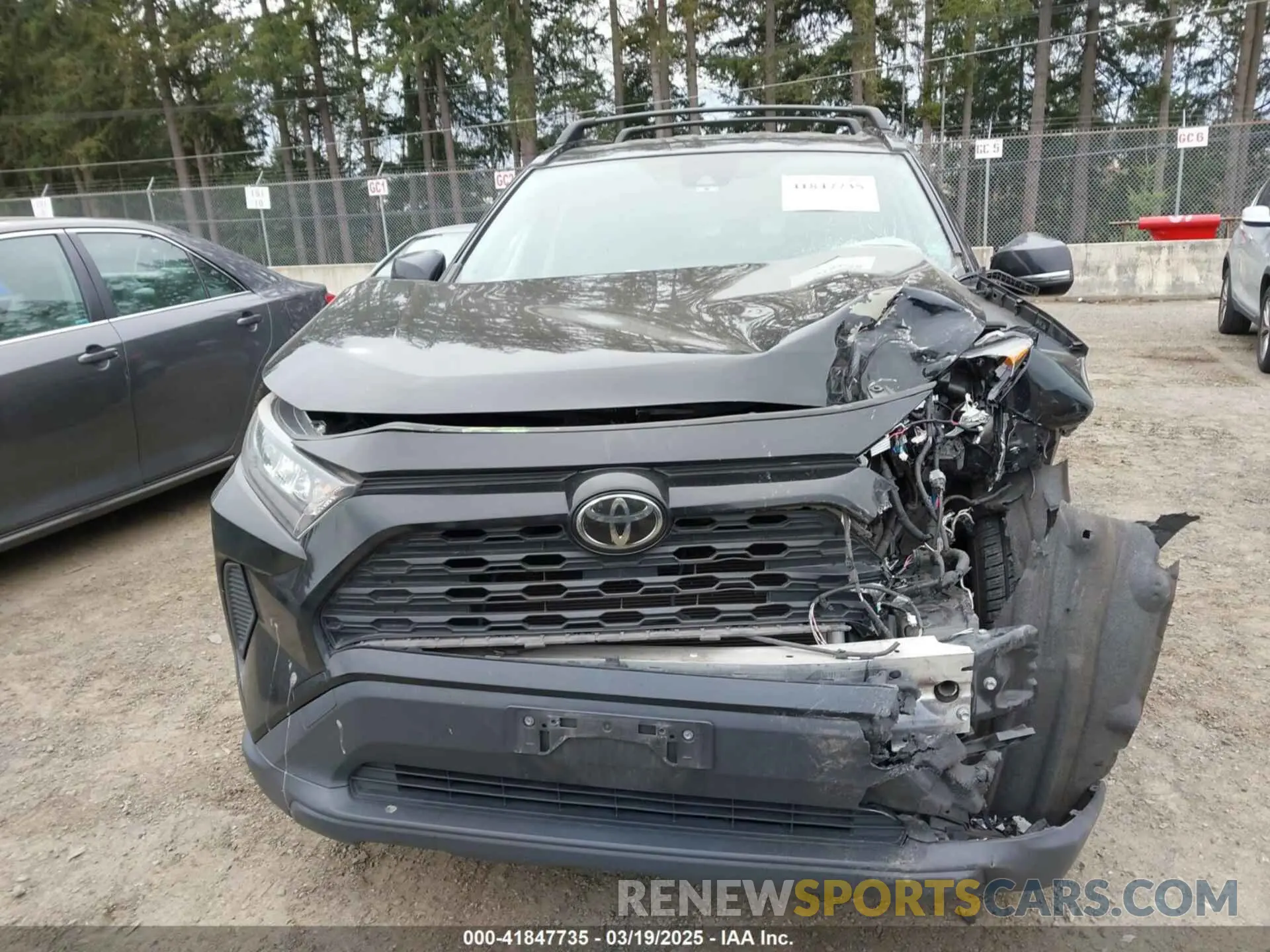 12 Photograph of a damaged car JTMK1RFV1KD002199 TOYOTA RAV4 2019
