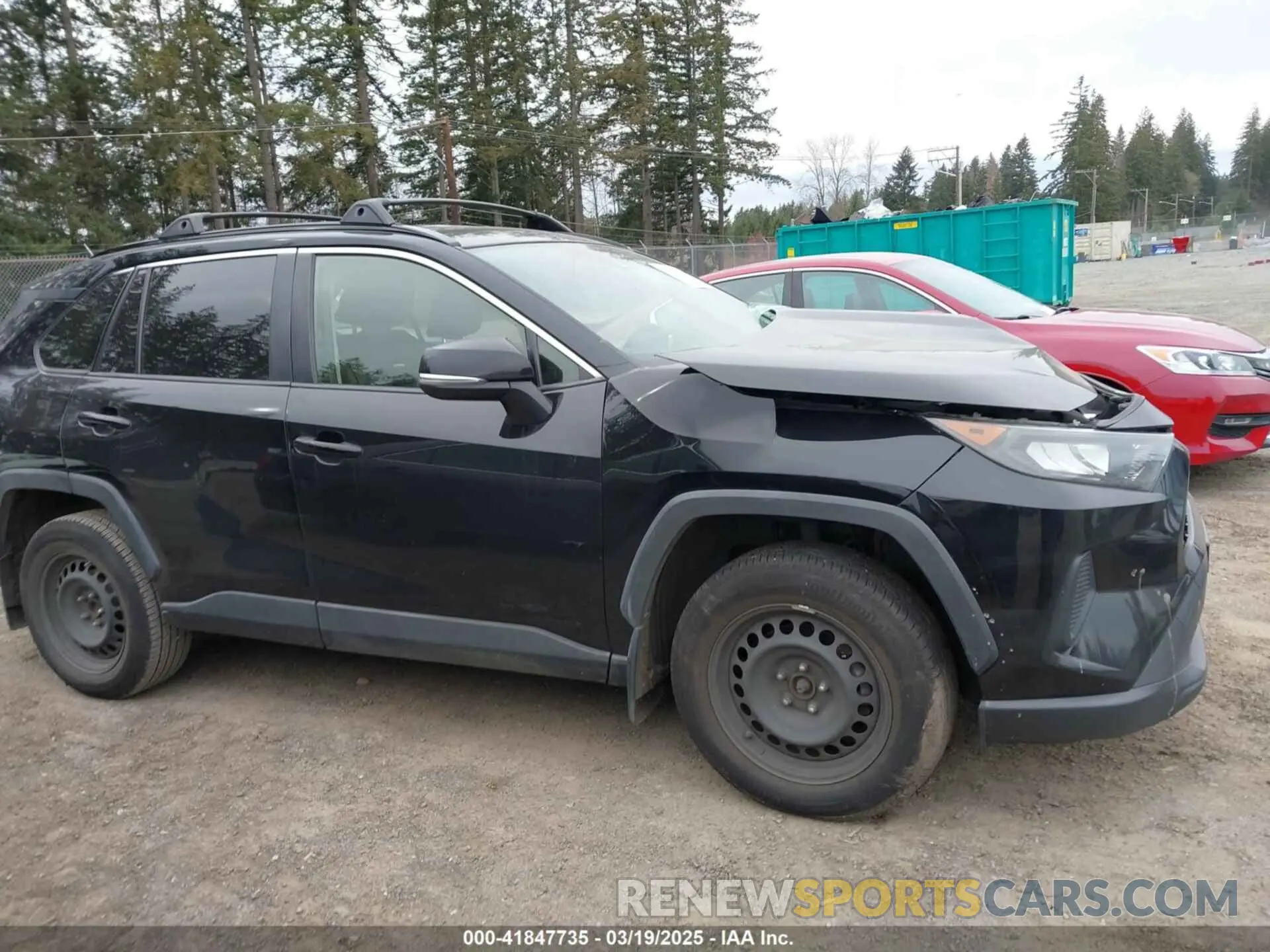 13 Photograph of a damaged car JTMK1RFV1KD002199 TOYOTA RAV4 2019
