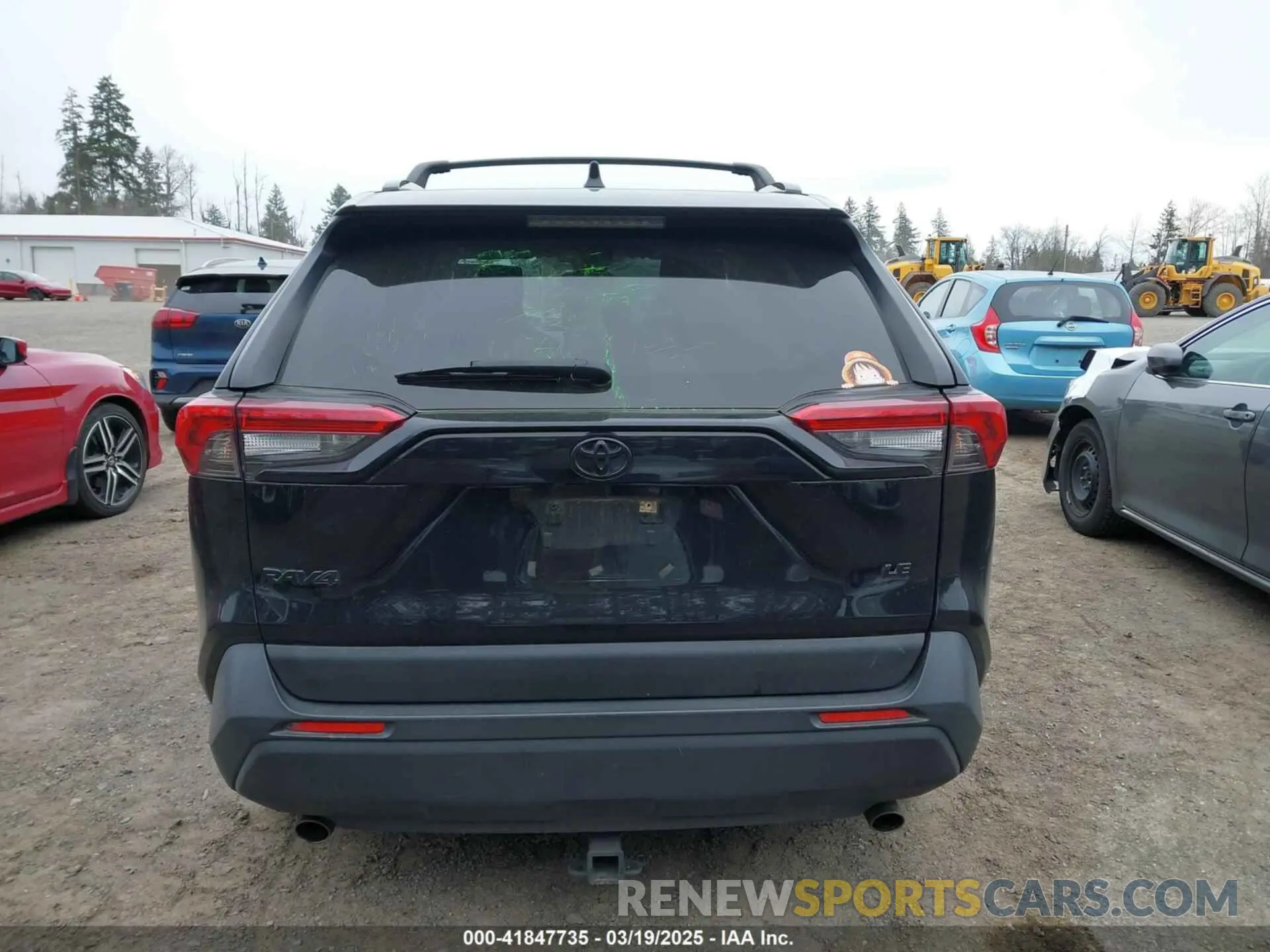 16 Photograph of a damaged car JTMK1RFV1KD002199 TOYOTA RAV4 2019