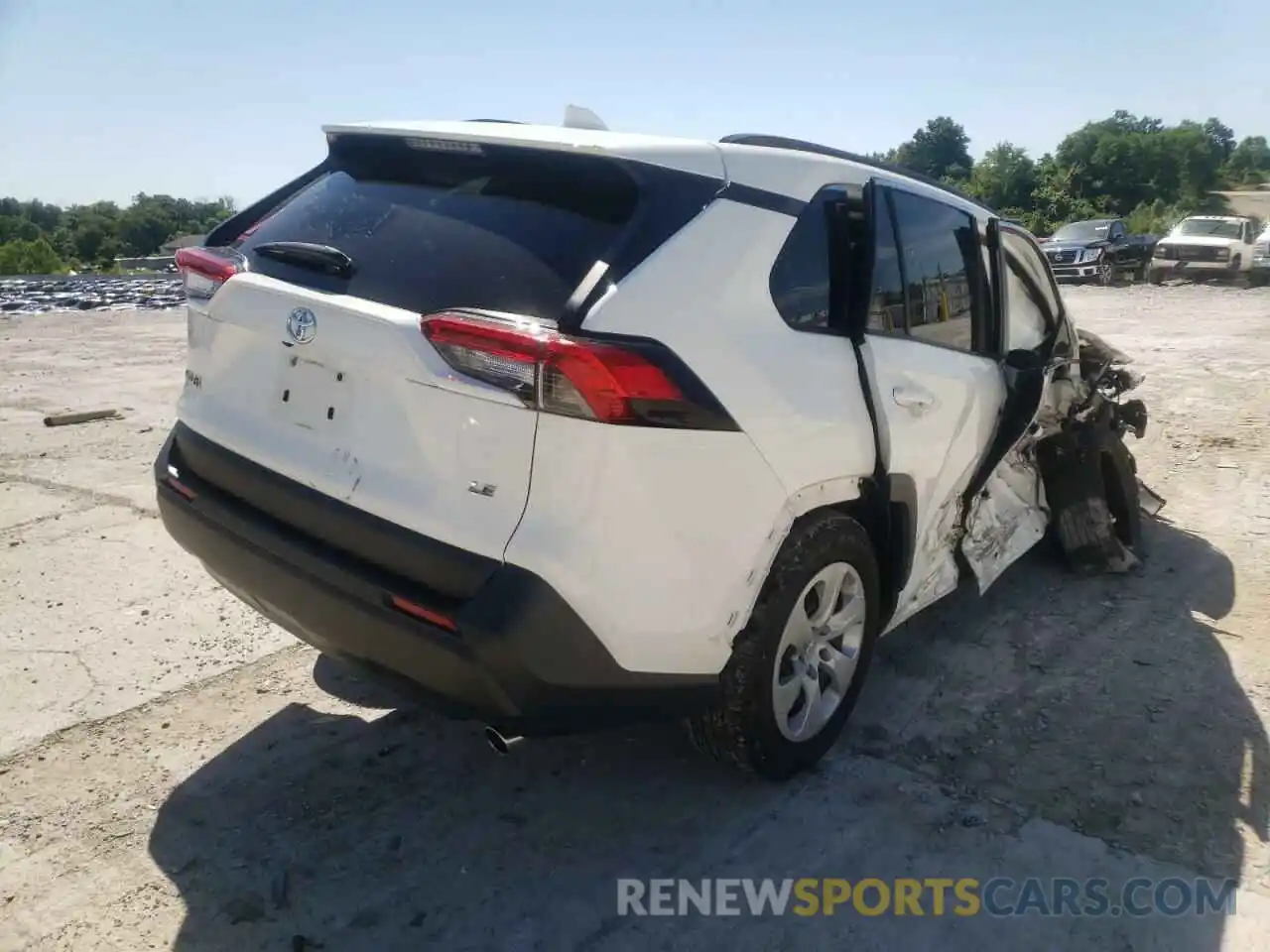 4 Photograph of a damaged car JTMK1RFV1KD012635 TOYOTA RAV4 2019