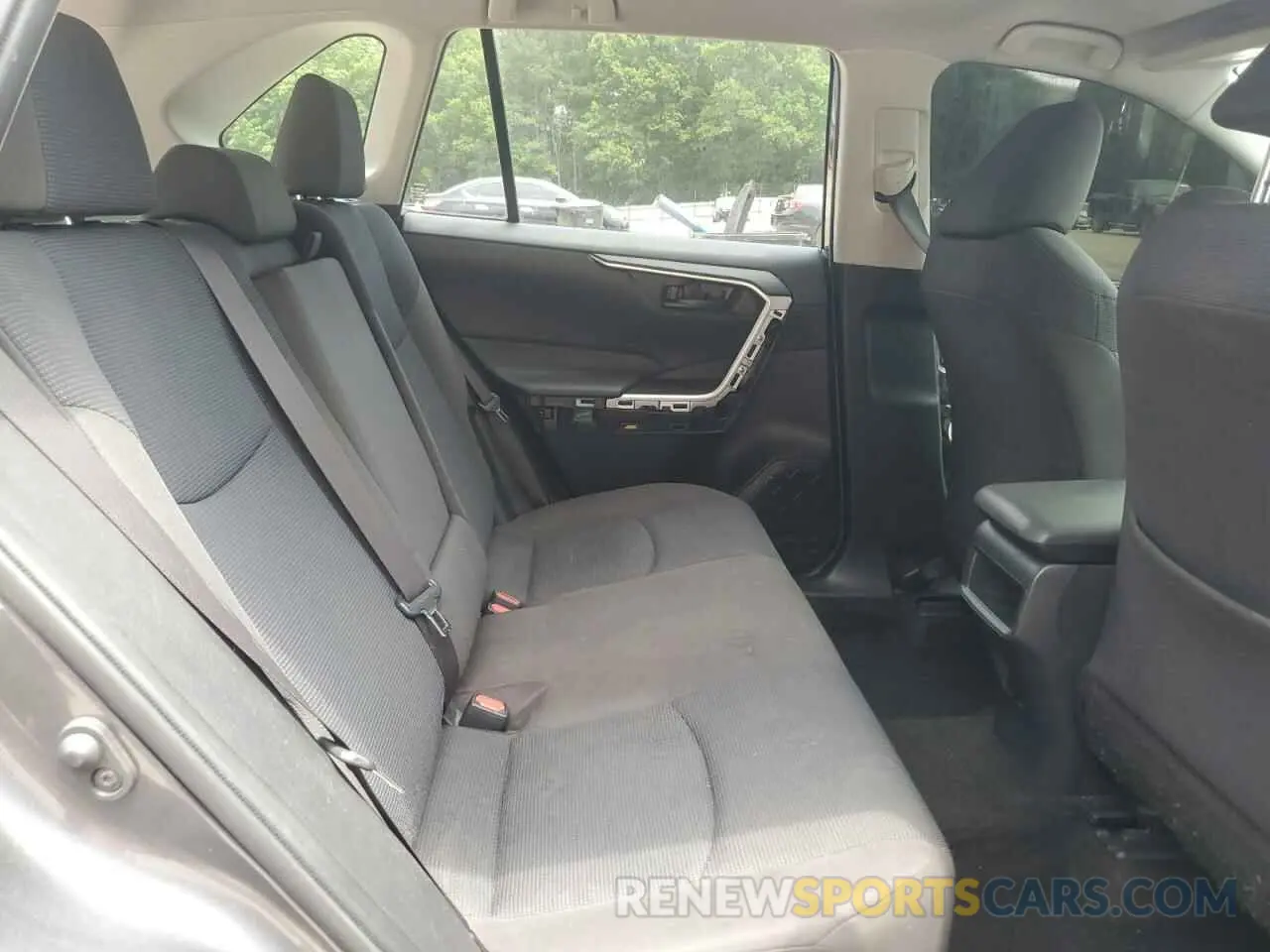 11 Photograph of a damaged car JTMK1RFV2KD037169 TOYOTA RAV4 2019