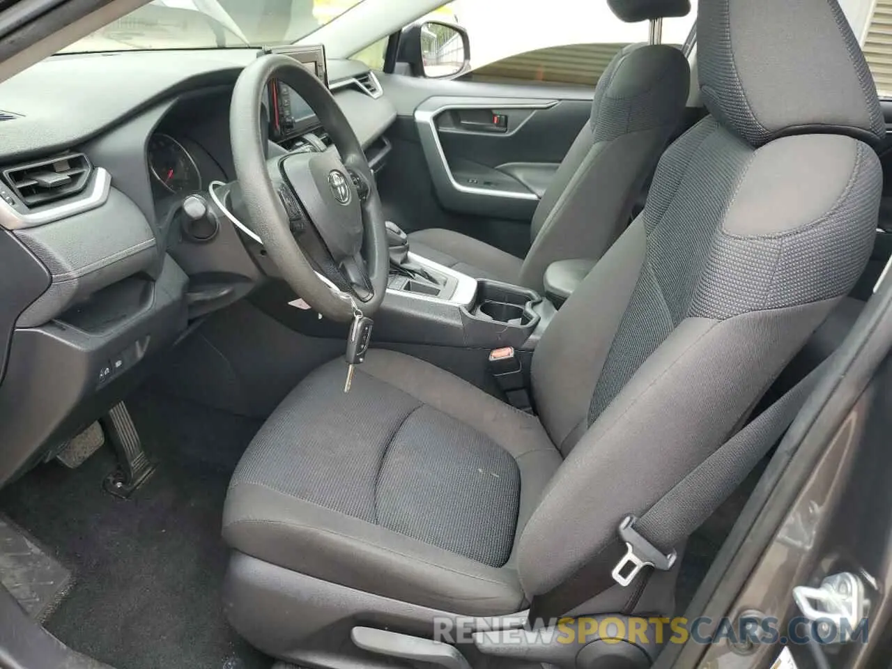 7 Photograph of a damaged car JTMK1RFV2KD037169 TOYOTA RAV4 2019