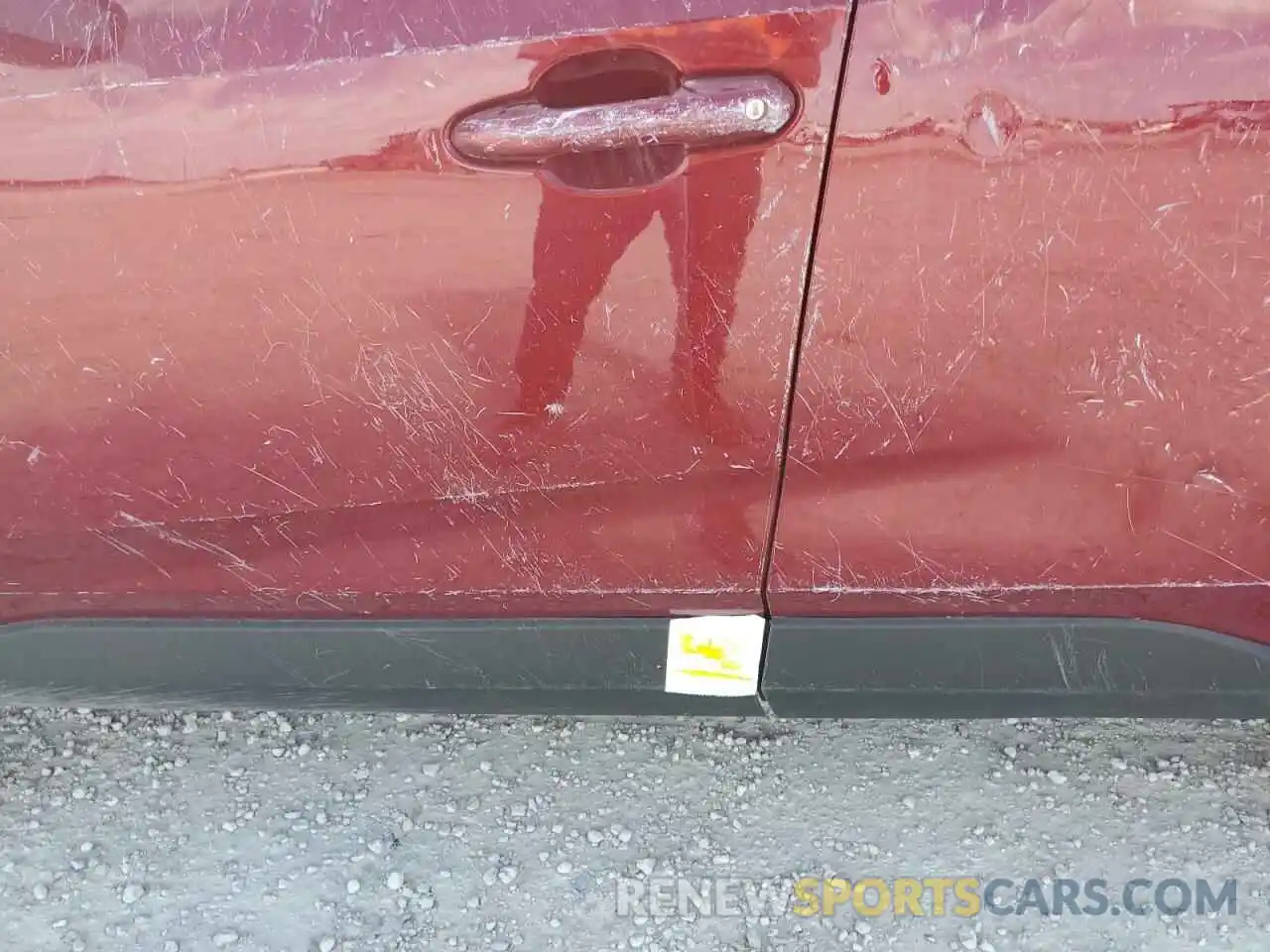 9 Photograph of a damaged car JTMK1RFV3KD042137 TOYOTA RAV4 2019