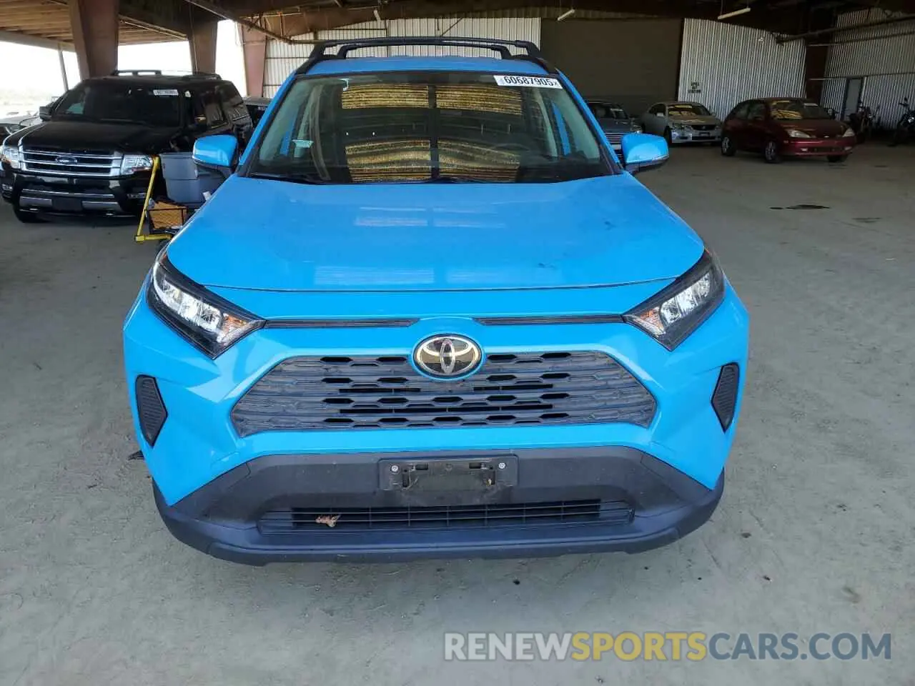 5 Photograph of a damaged car JTMK1RFV3KJ013500 TOYOTA RAV4 2019