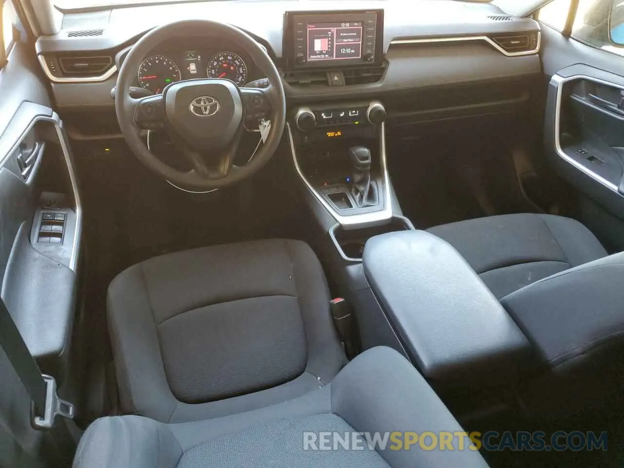 8 Photograph of a damaged car JTMK1RFV3KJ013500 TOYOTA RAV4 2019