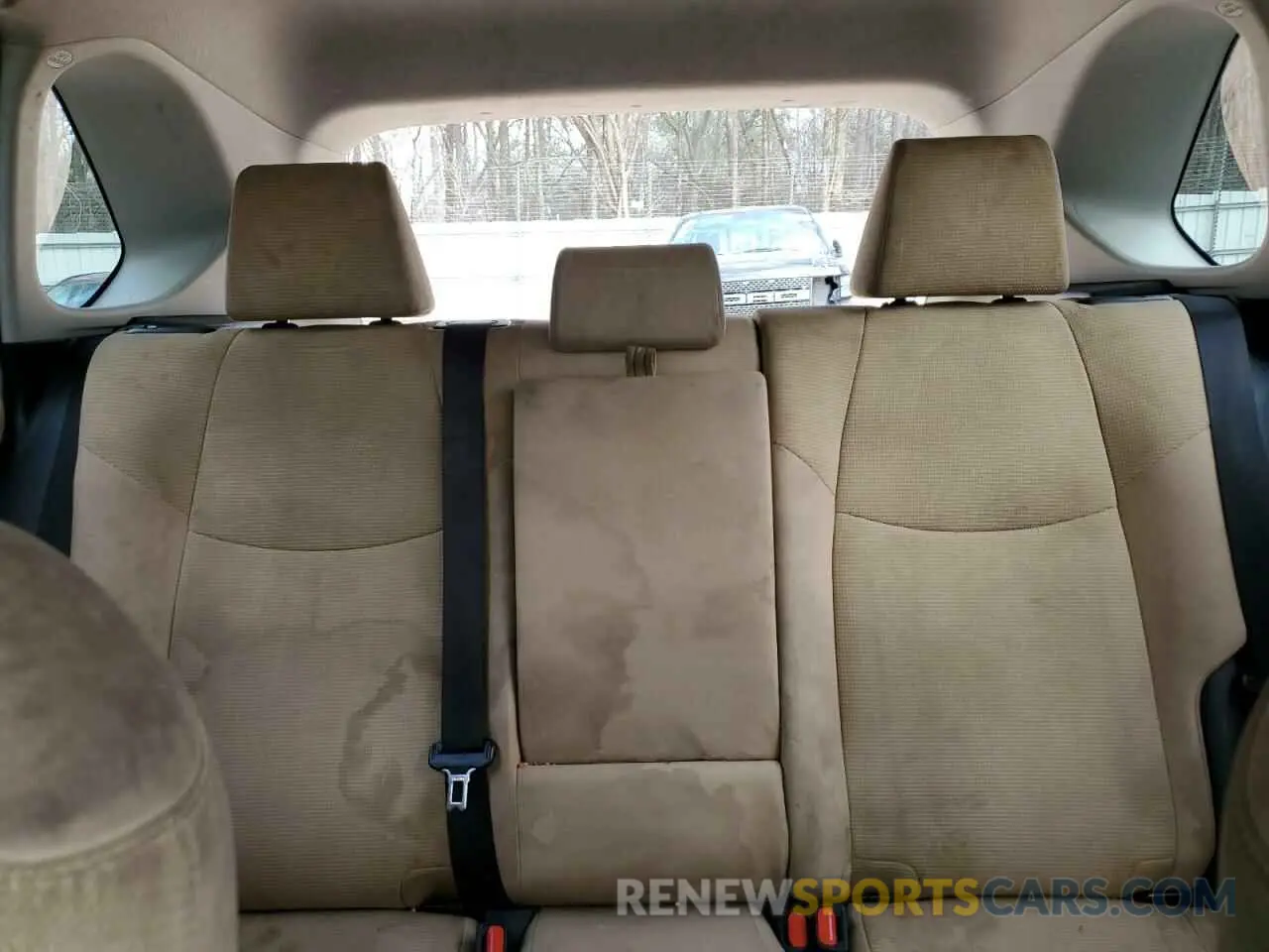 10 Photograph of a damaged car JTMK1RFV6KD018639 TOYOTA RAV4 2019