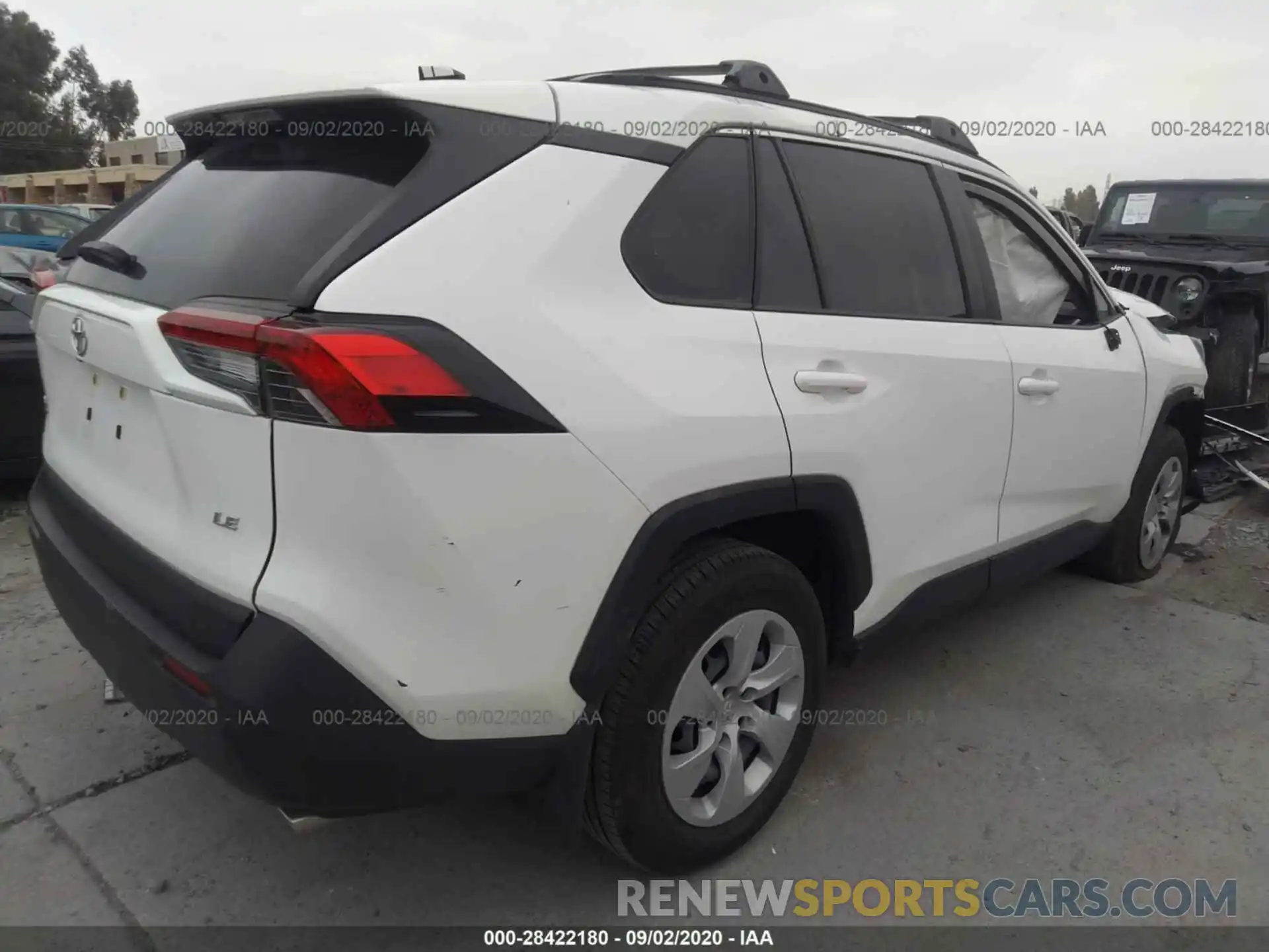 4 Photograph of a damaged car JTMK1RFV6KJ013183 TOYOTA RAV4 2019