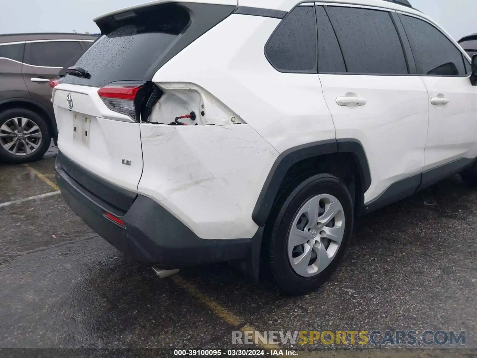 6 Photograph of a damaged car JTMK1RFV7KD005849 TOYOTA RAV4 2019