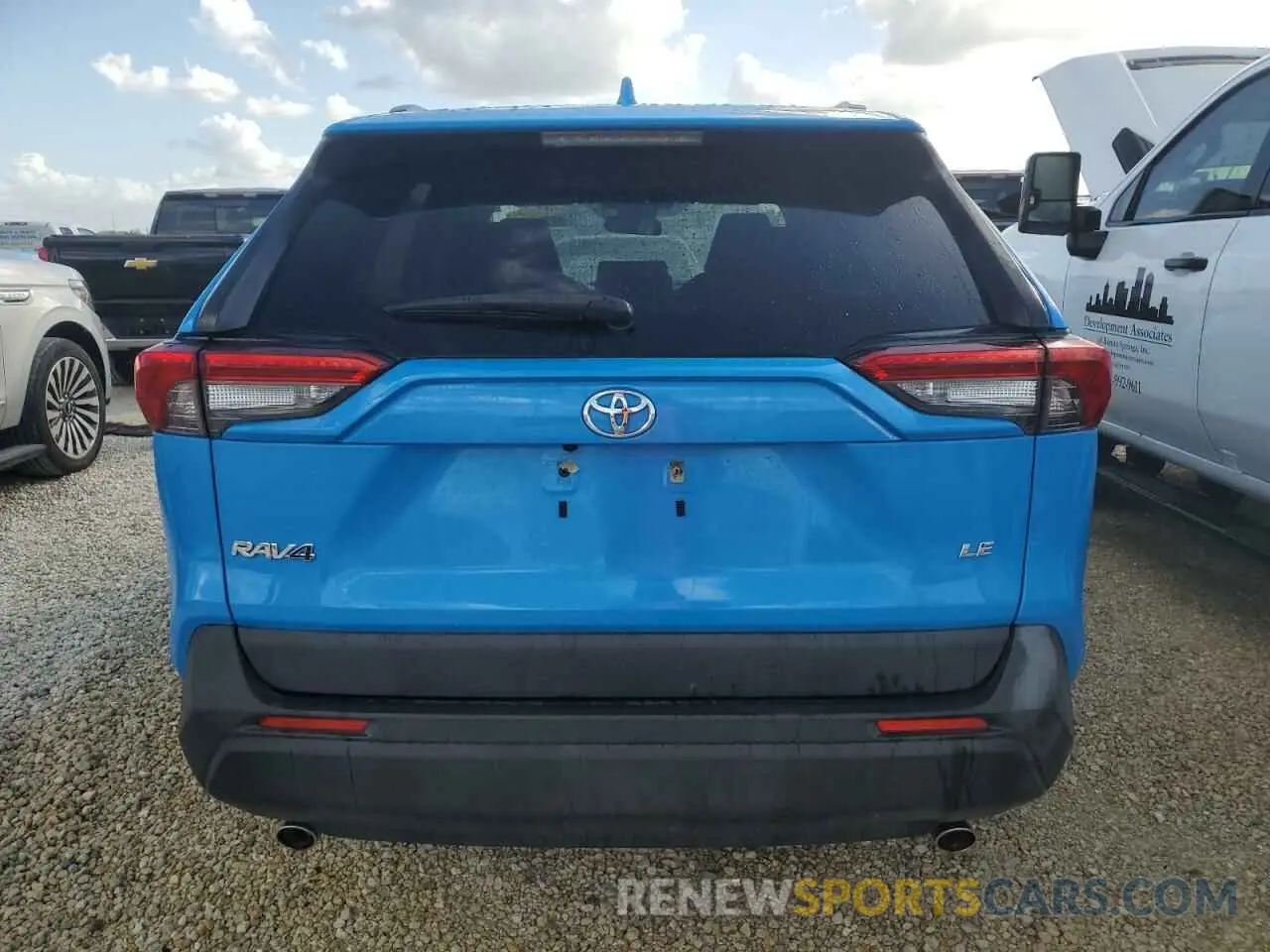 6 Photograph of a damaged car JTMK1RFV7KD500522 TOYOTA RAV4 2019