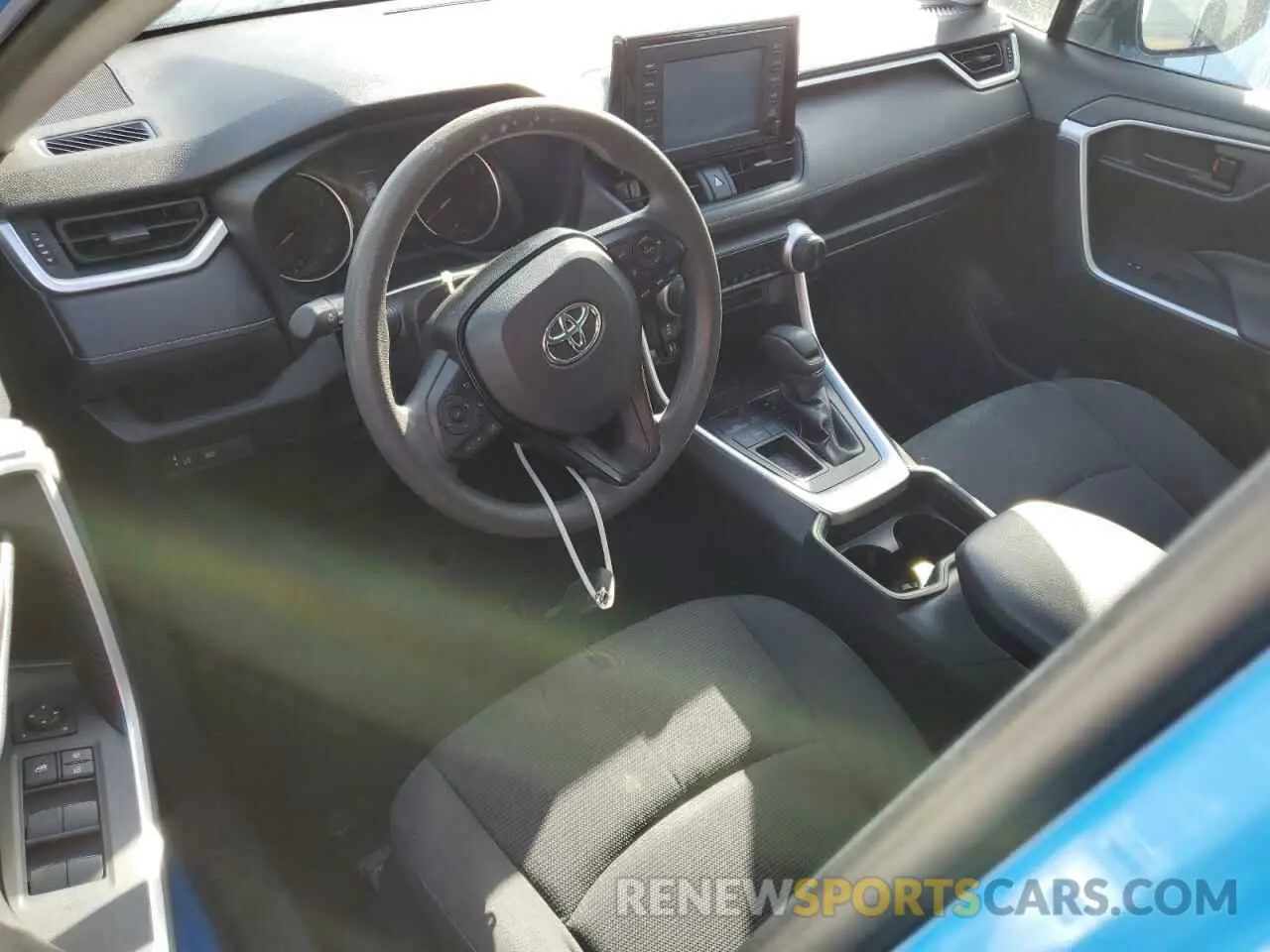 8 Photograph of a damaged car JTMK1RFV7KD500522 TOYOTA RAV4 2019