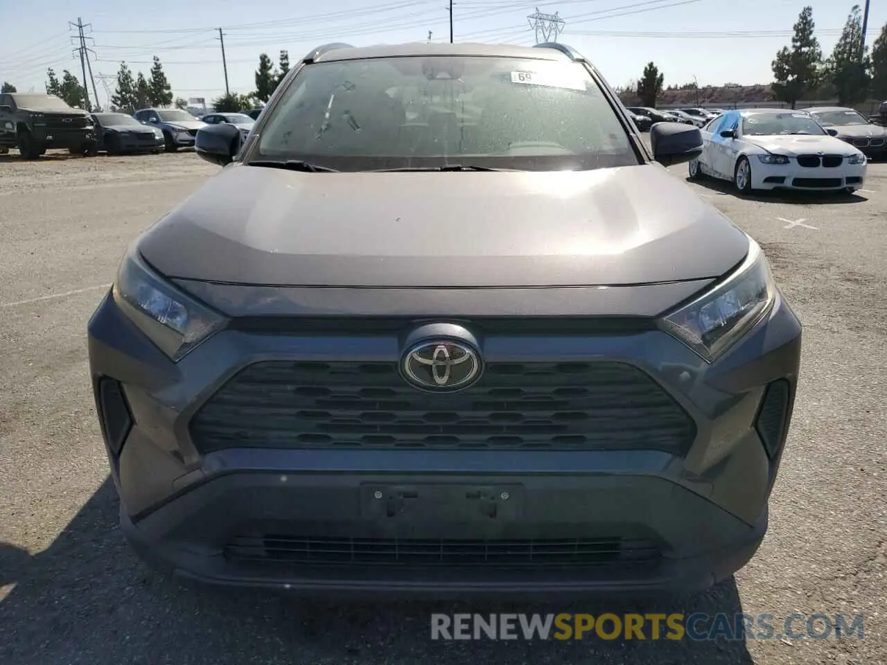 5 Photograph of a damaged car JTMK1RFV7KJ011281 TOYOTA RAV4 2019