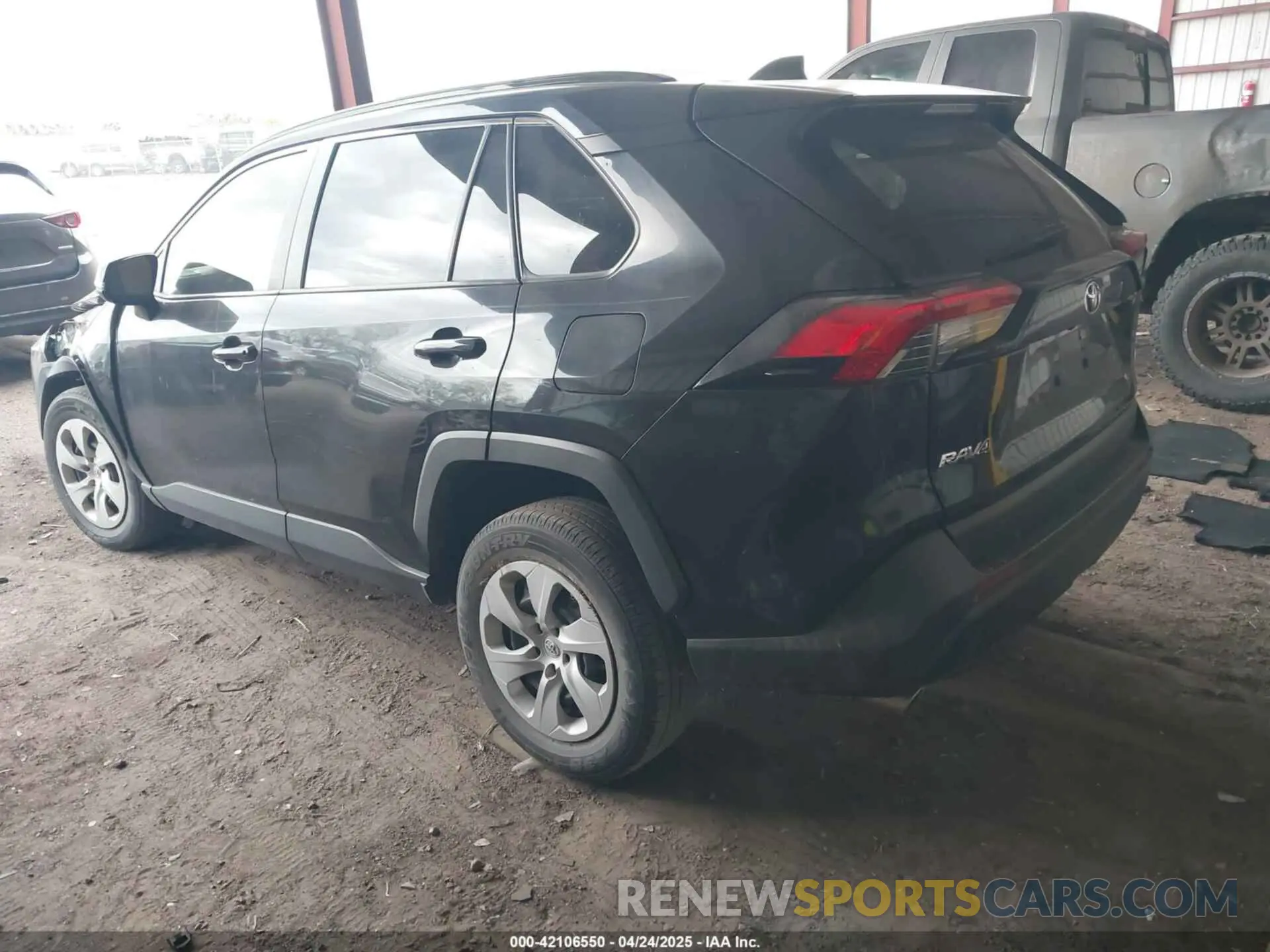 3 Photograph of a damaged car JTMK1RFV8KD009196 TOYOTA RAV4 2019