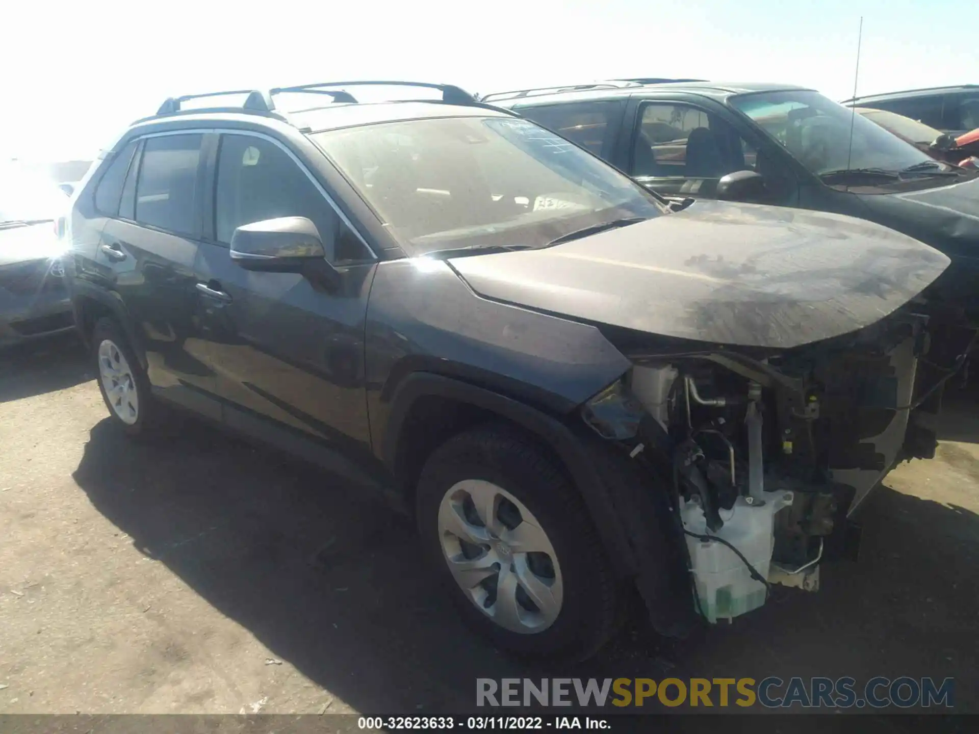 1 Photograph of a damaged car JTMK1RFV9KD036438 TOYOTA RAV4 2019