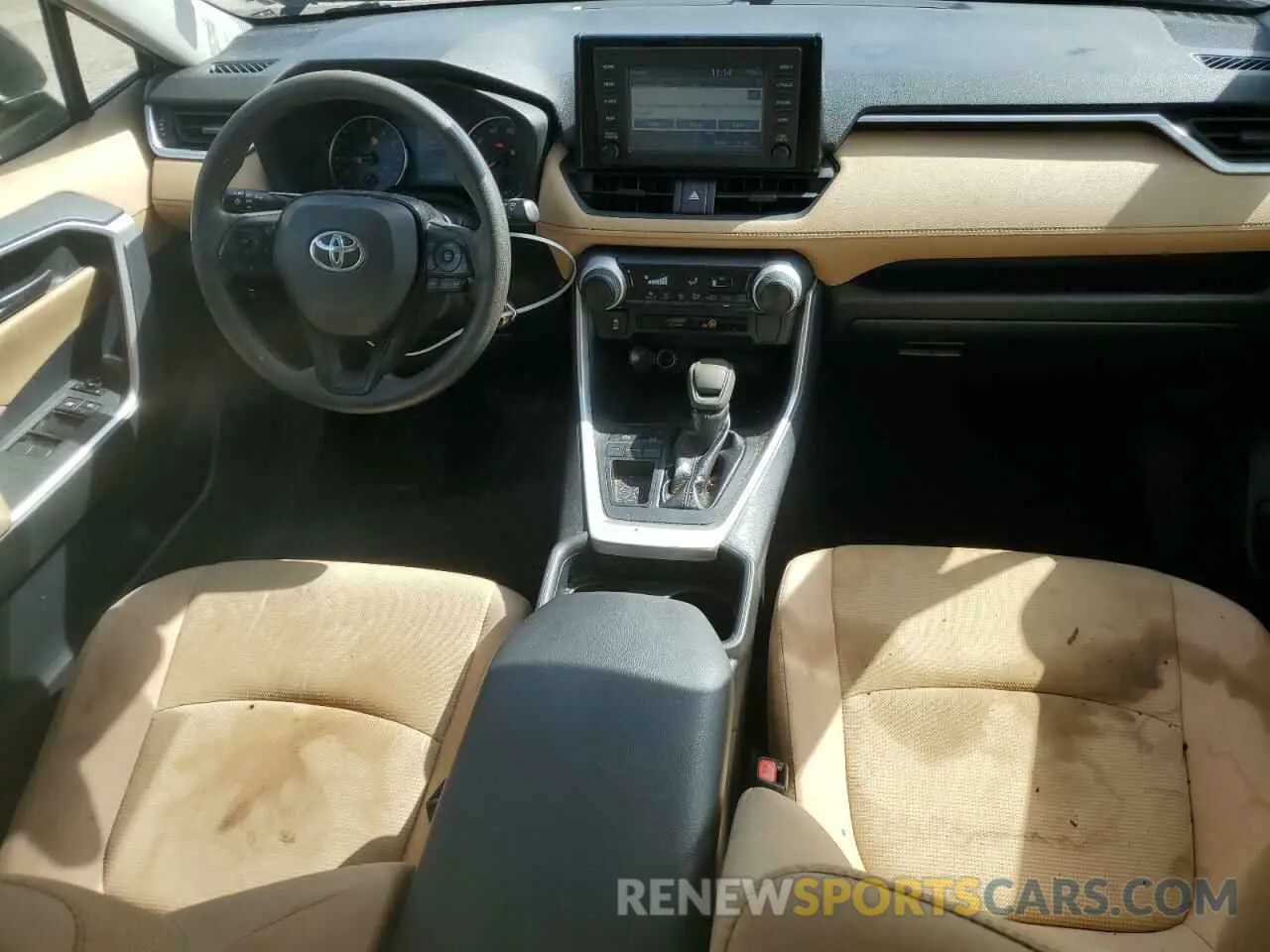 8 Photograph of a damaged car JTMK1RFVXKD009961 TOYOTA RAV4 2019